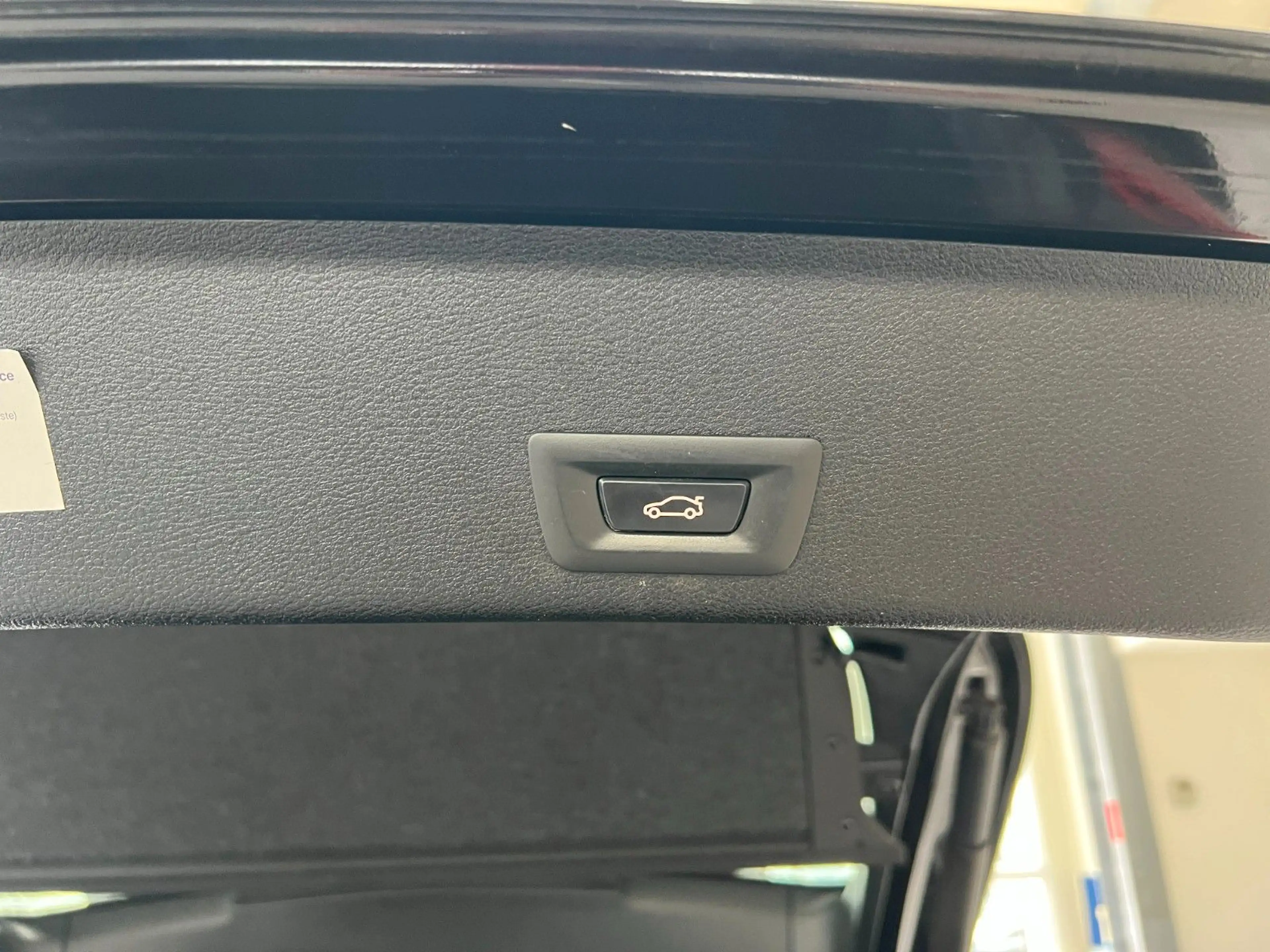 BMW X4 xDrive 20 d / AHK / el. Heck / Leder — photo 12