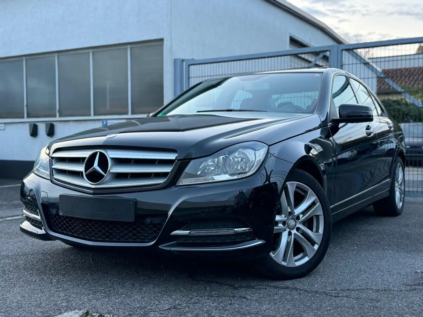 Mercedes-Benz C 220 CDI BlueEfficiency* SCHIEBEDACH* AUTOMATIK Schwarz - 2