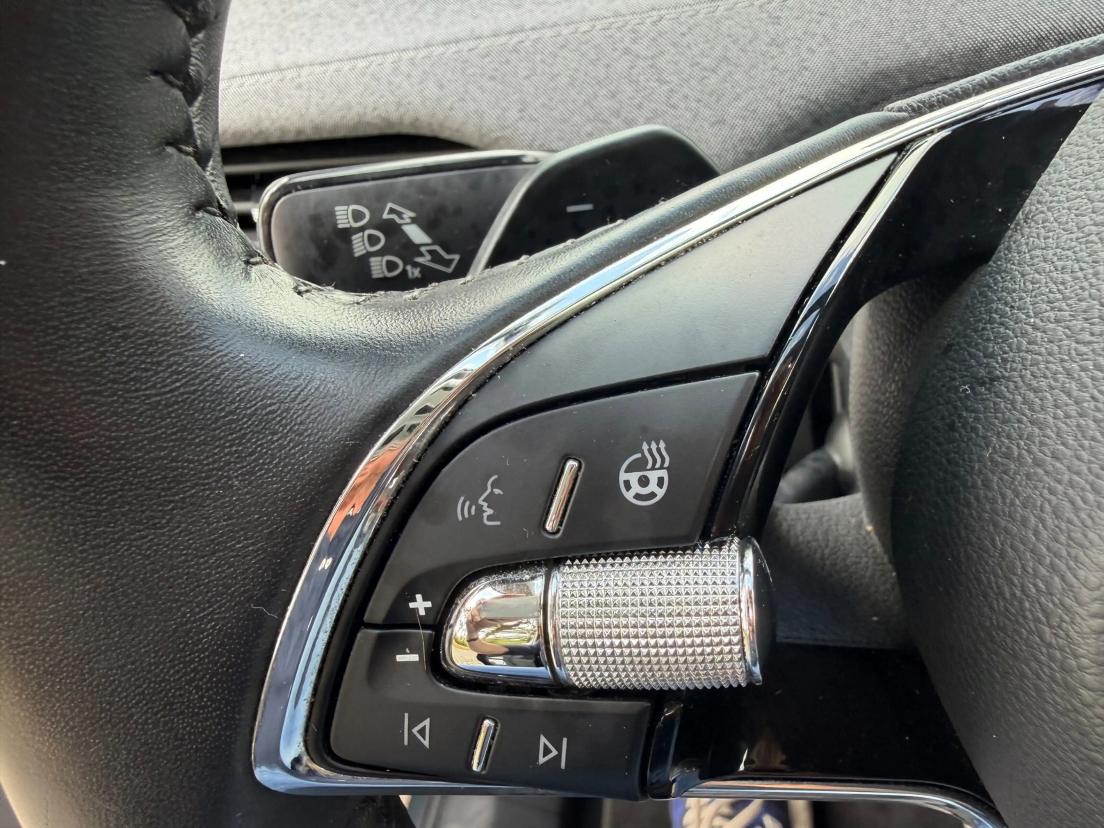 Skoda Enyaq iV 80, panoramadak, electr bedienbare trekhaak, 1/ — photo 28