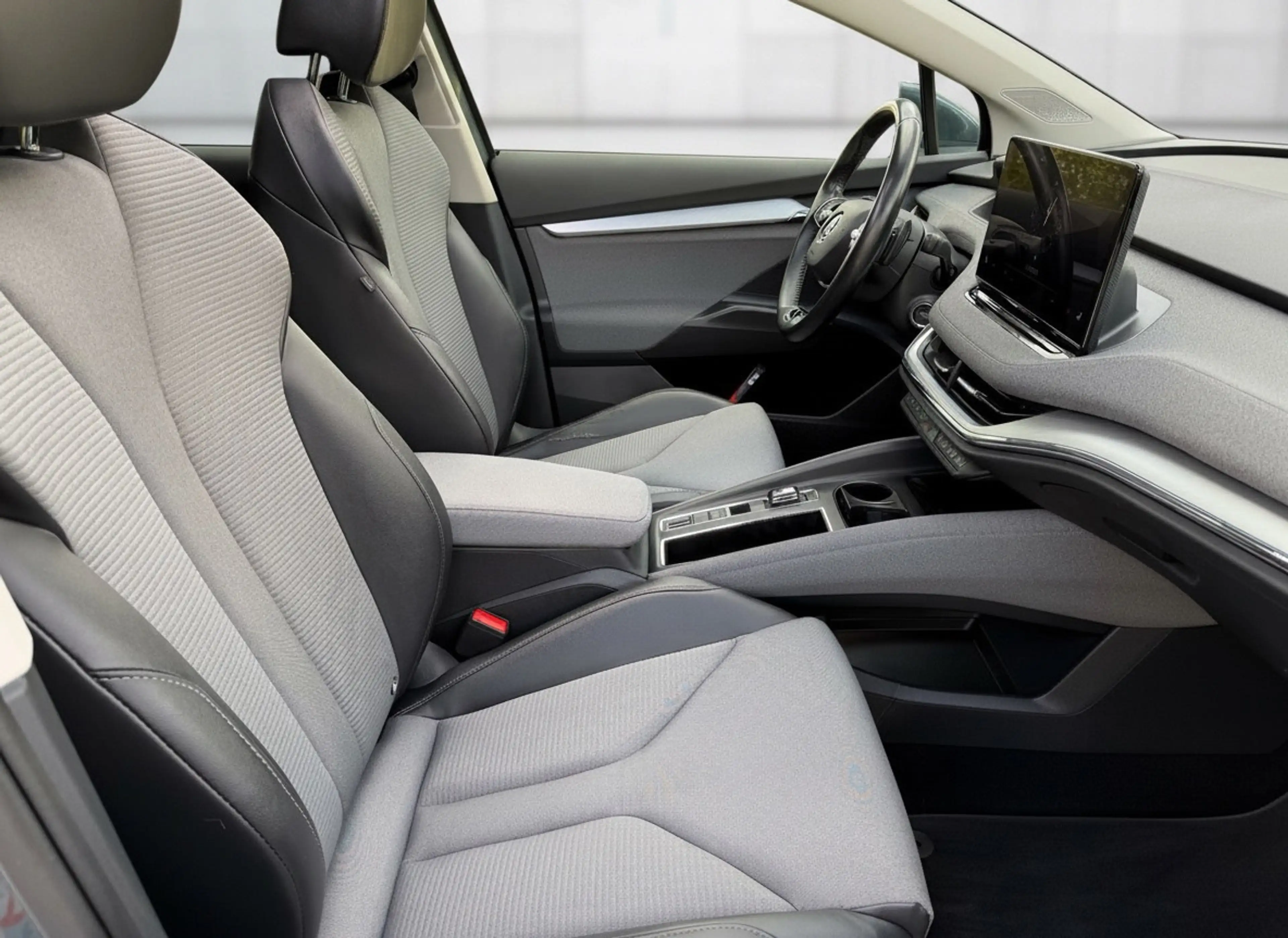 Skoda Enyaq iV 80, panoramadak, electr bedienbare trekhaak, 1/ — photo 25