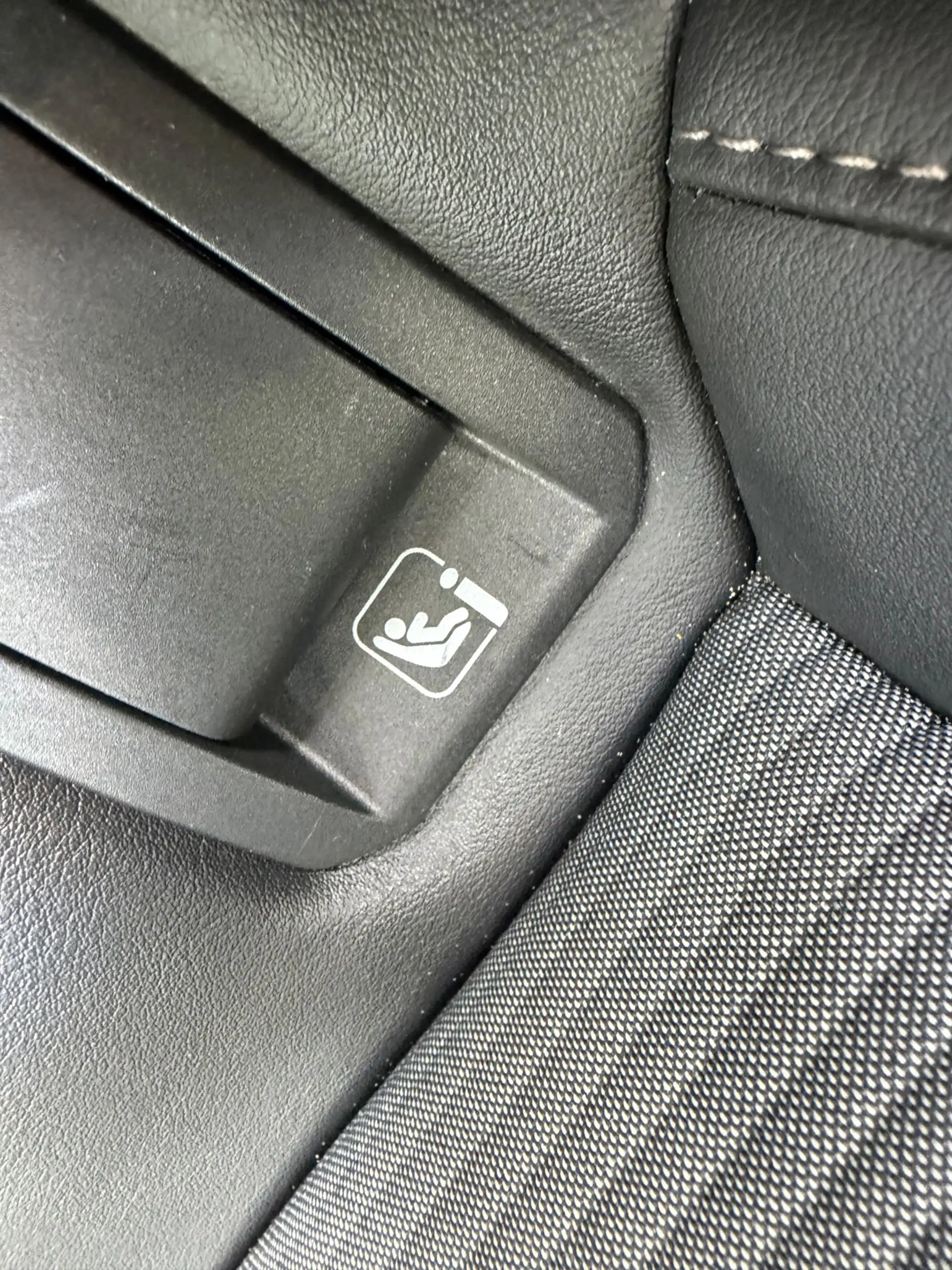 Skoda Enyaq iV 80, panoramadak, electr bedienbare trekhaak, 1/ — photo 27