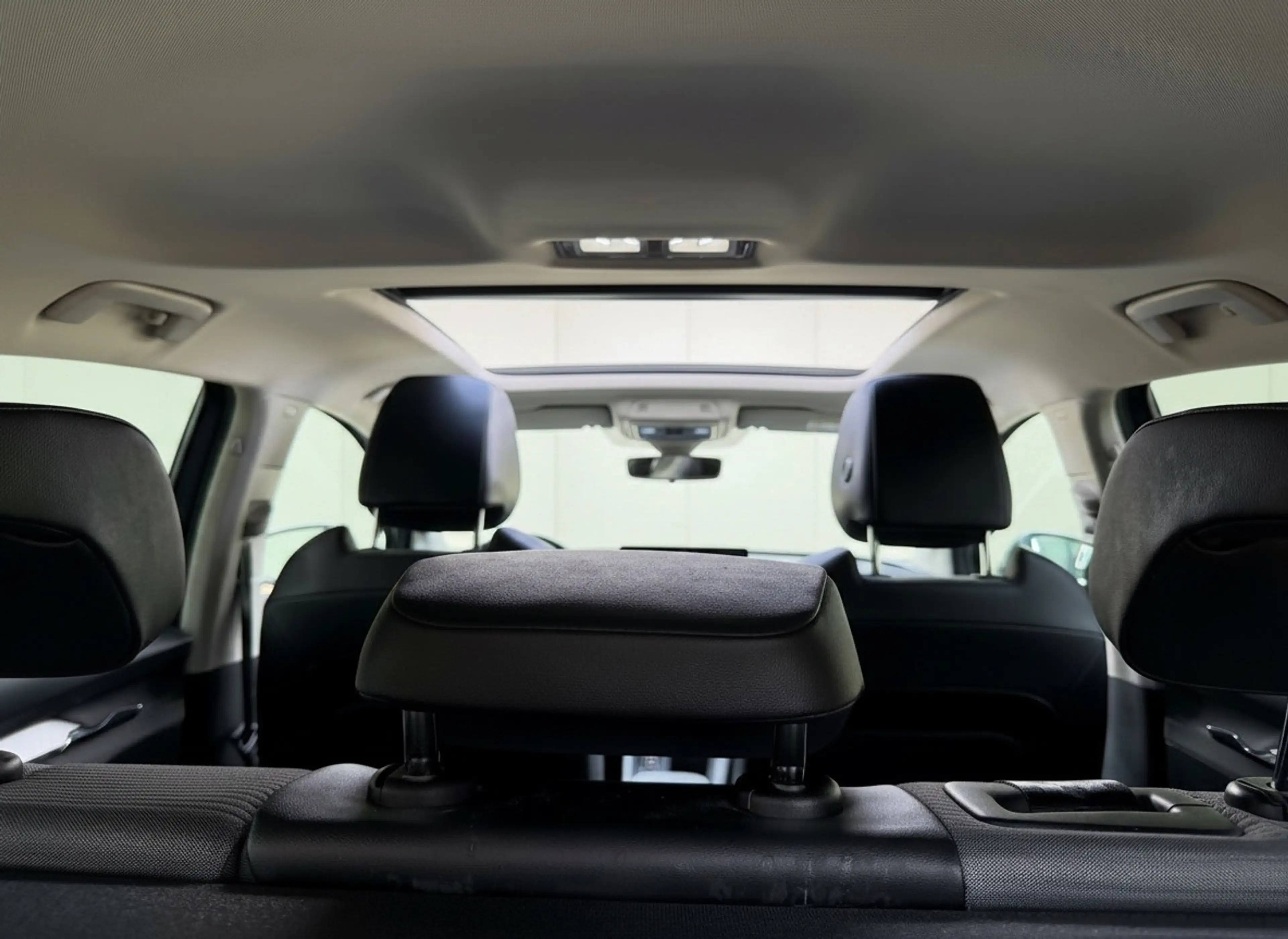 Skoda Enyaq iV 80, panoramadak, electr bedienbare trekhaak, 1/ — photo 8