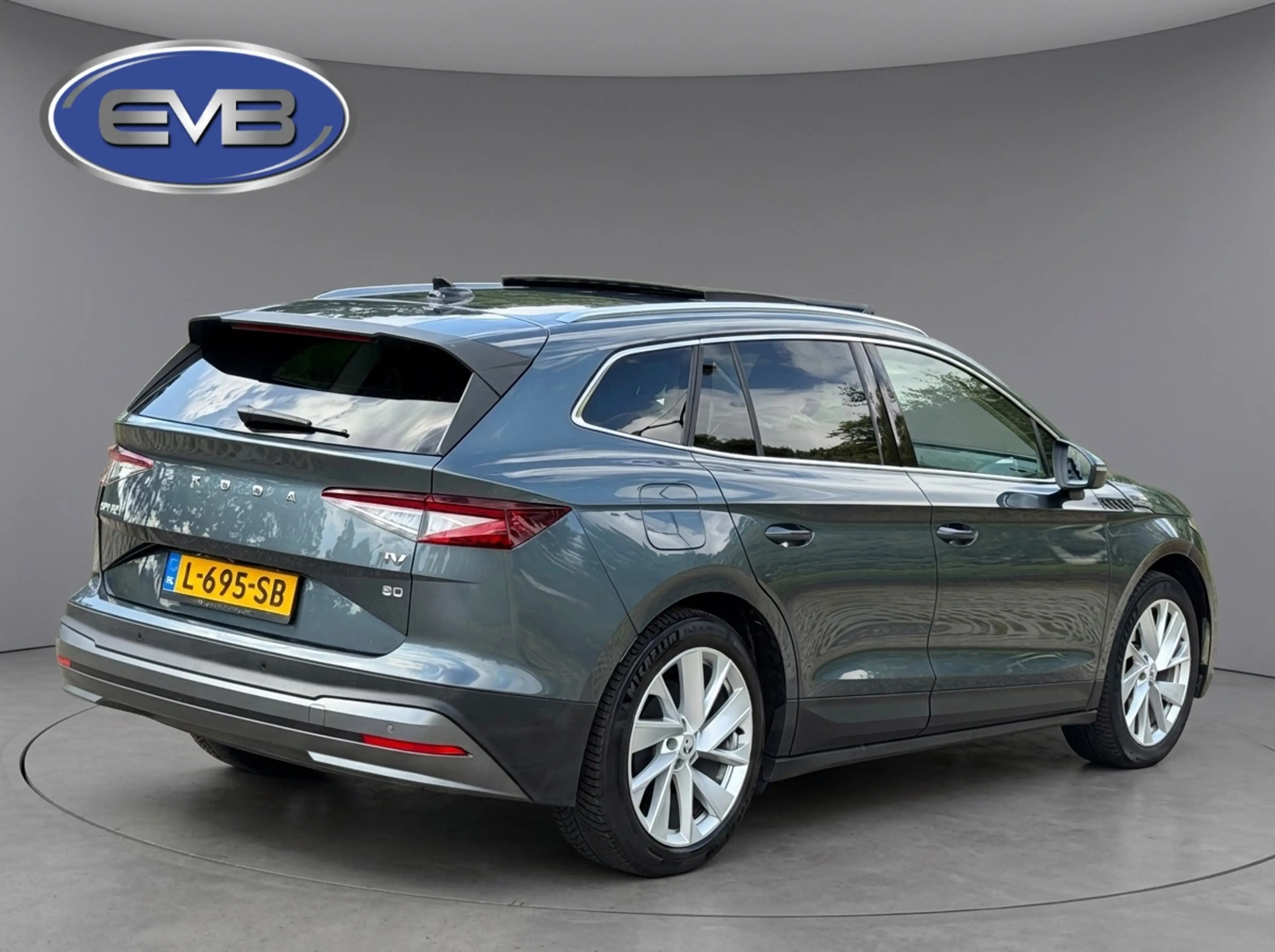 Skoda Enyaq iV 80, panoramadak, electr bedienbare trekhaak, 1/ — photo 3