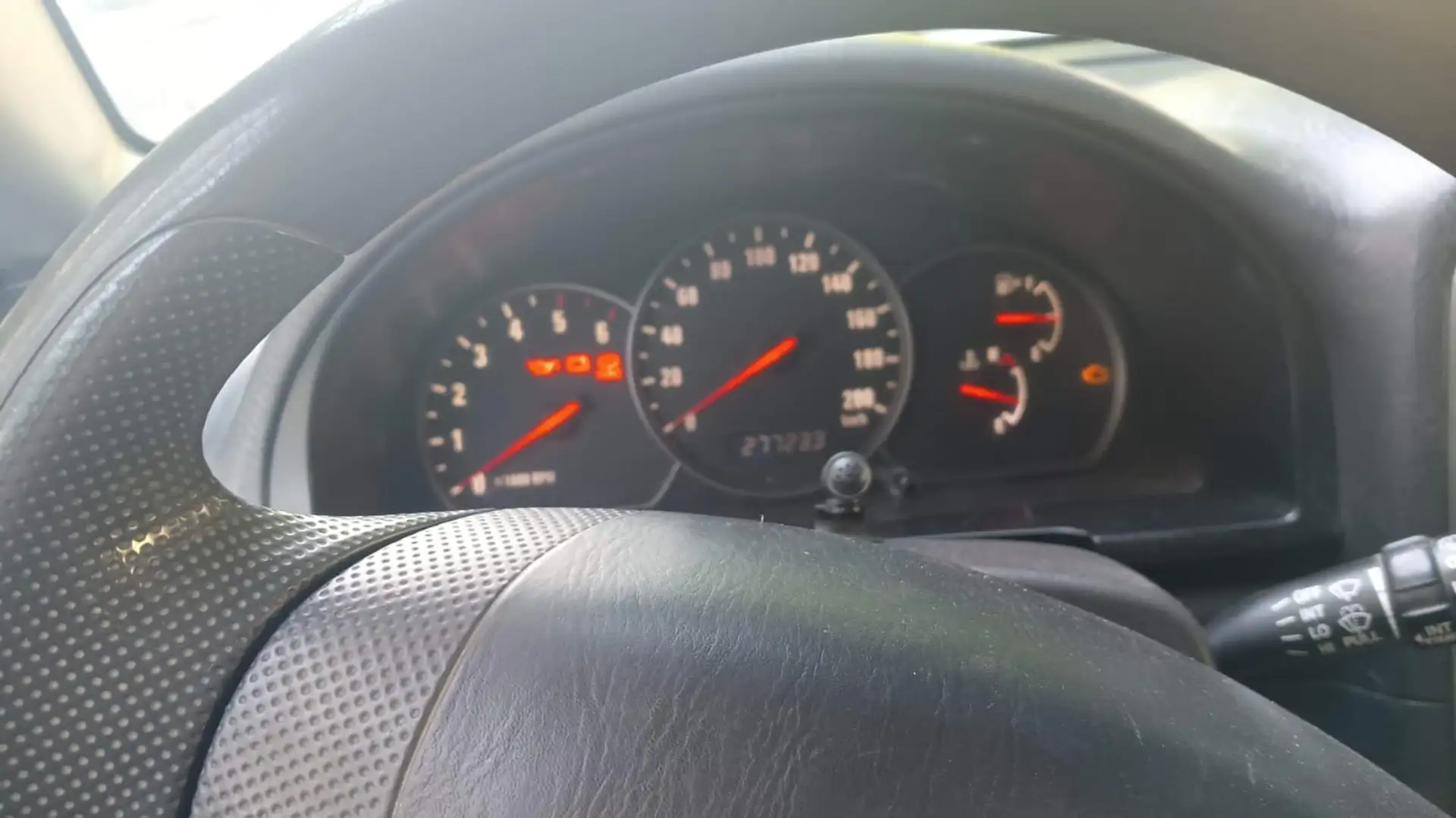 Suzuki Grand Vitara Gran Vitara 2.0 HDI DLX Gris - 1