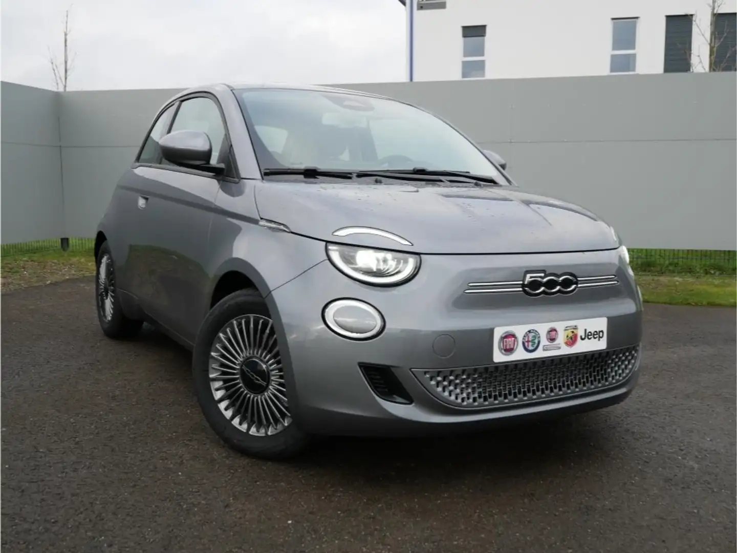 Fiat 500e ICON 42kWh MAGICEYE WINTER KOMFORT NAVI ALU Grey - 2