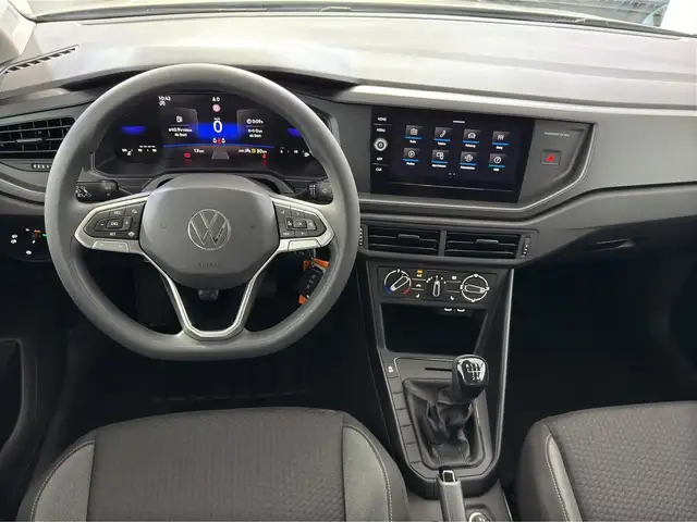 Volkswagen Polo view 7