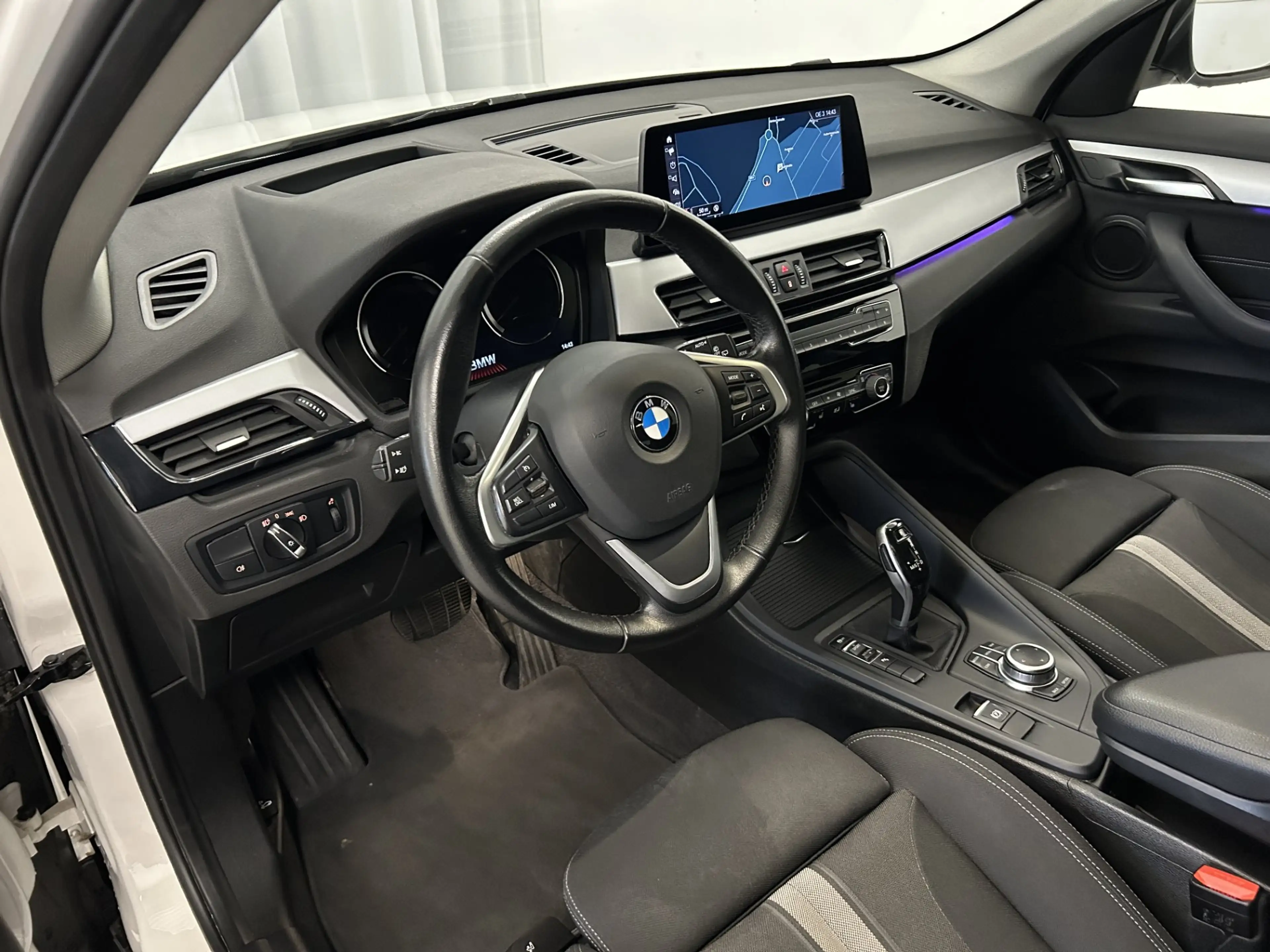 BMW X1 sDrive18d *Modell Advantage* — photo 8