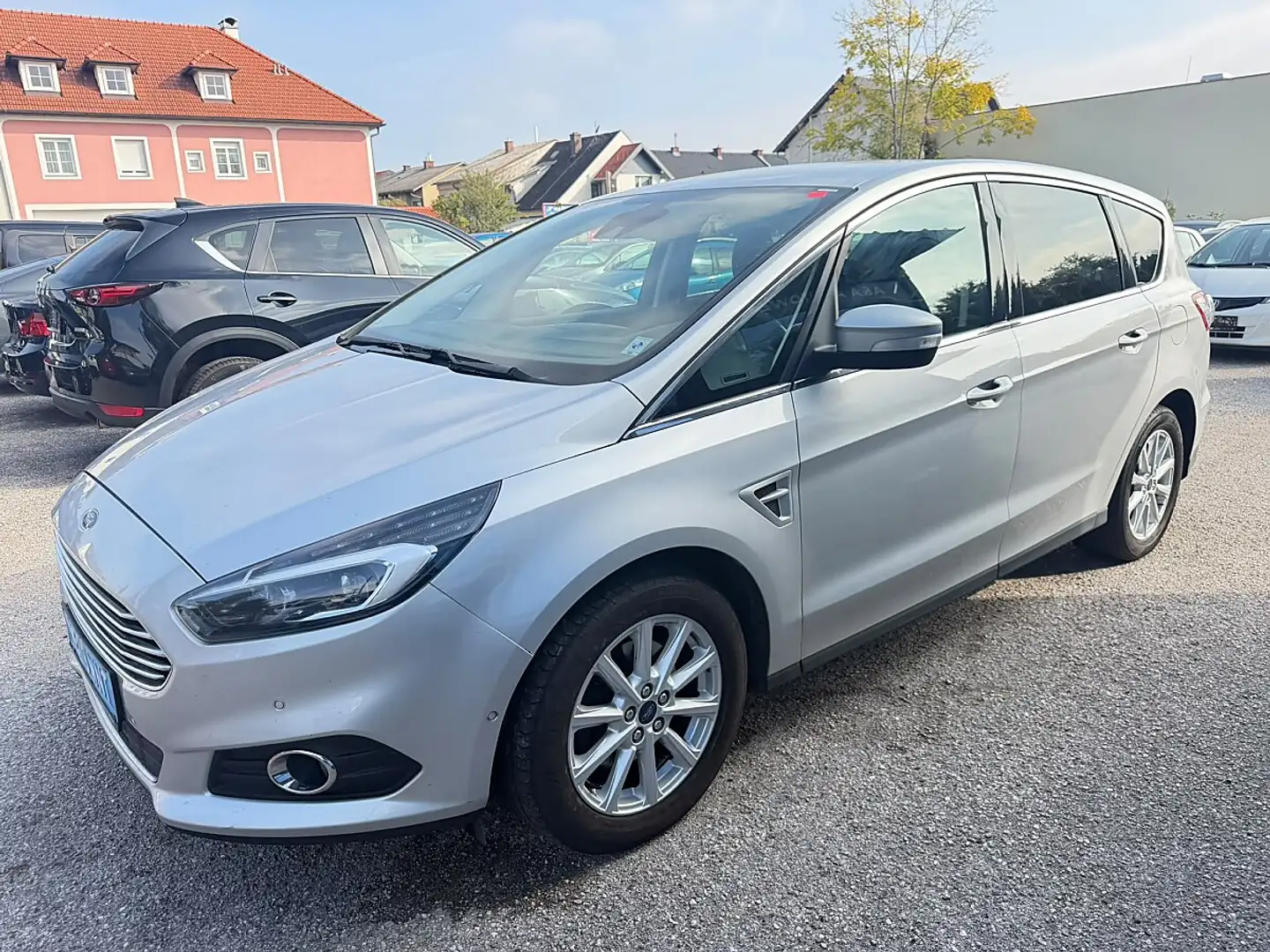 Ford S-Max S-MAX Titanium 2.0 TDCi 7-Sitze Silber - 2