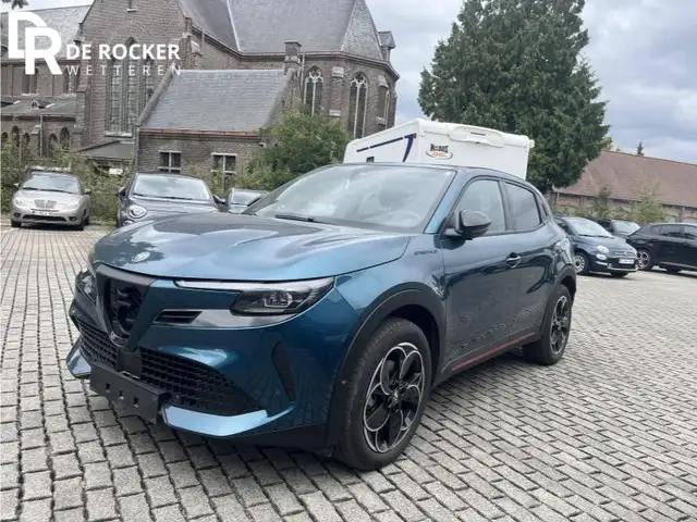 Alfa Romeo Junior BEV Speciale 54kWh