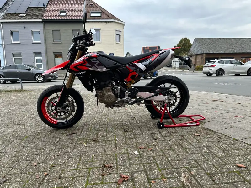 Ducati Hypermotard 950 - foto 3