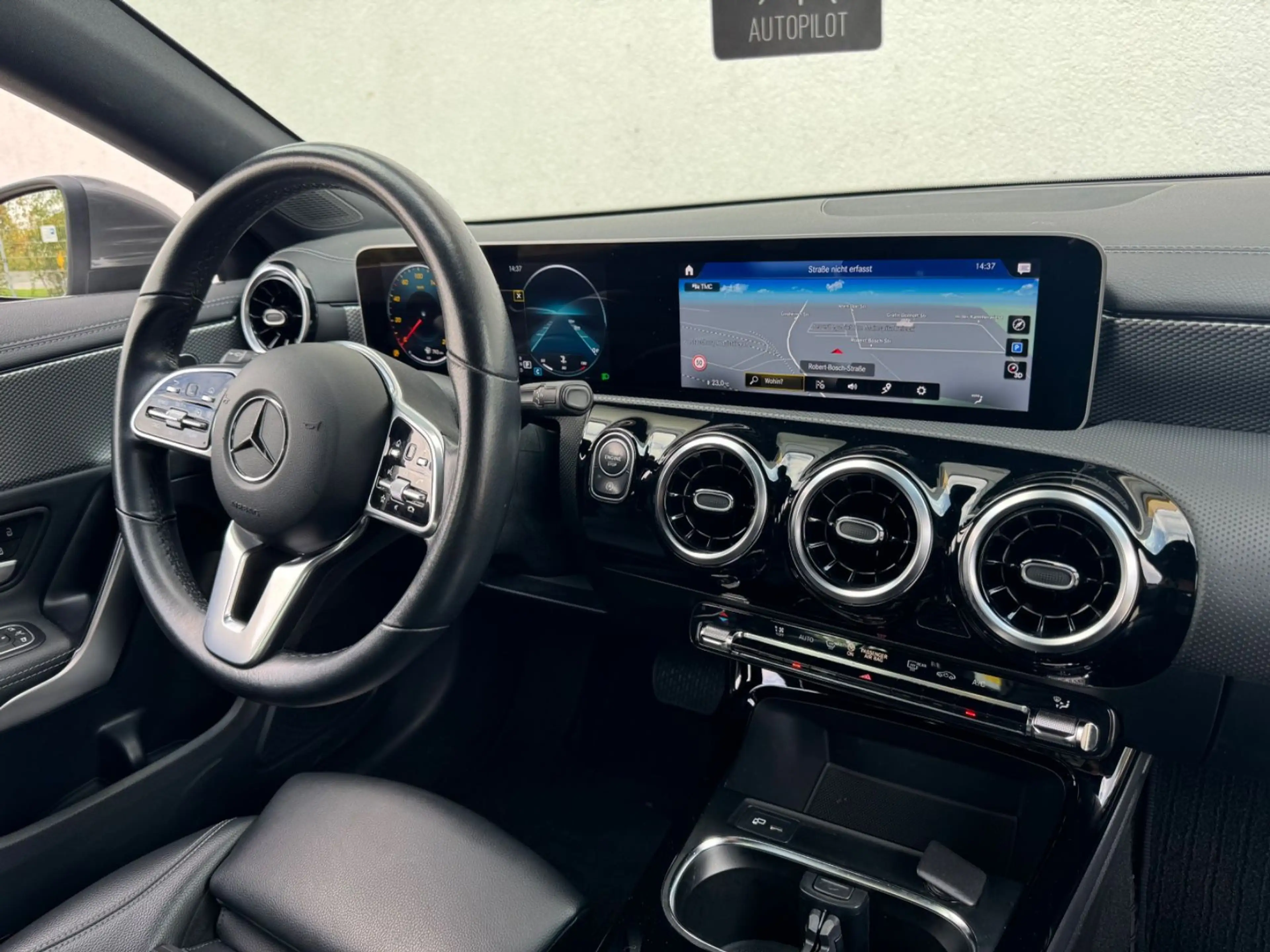 Mercedes-Benz CLA 220 d AUT.( LEDER/LED/NAVI /MBUX/18 ZOLL) — photo 10