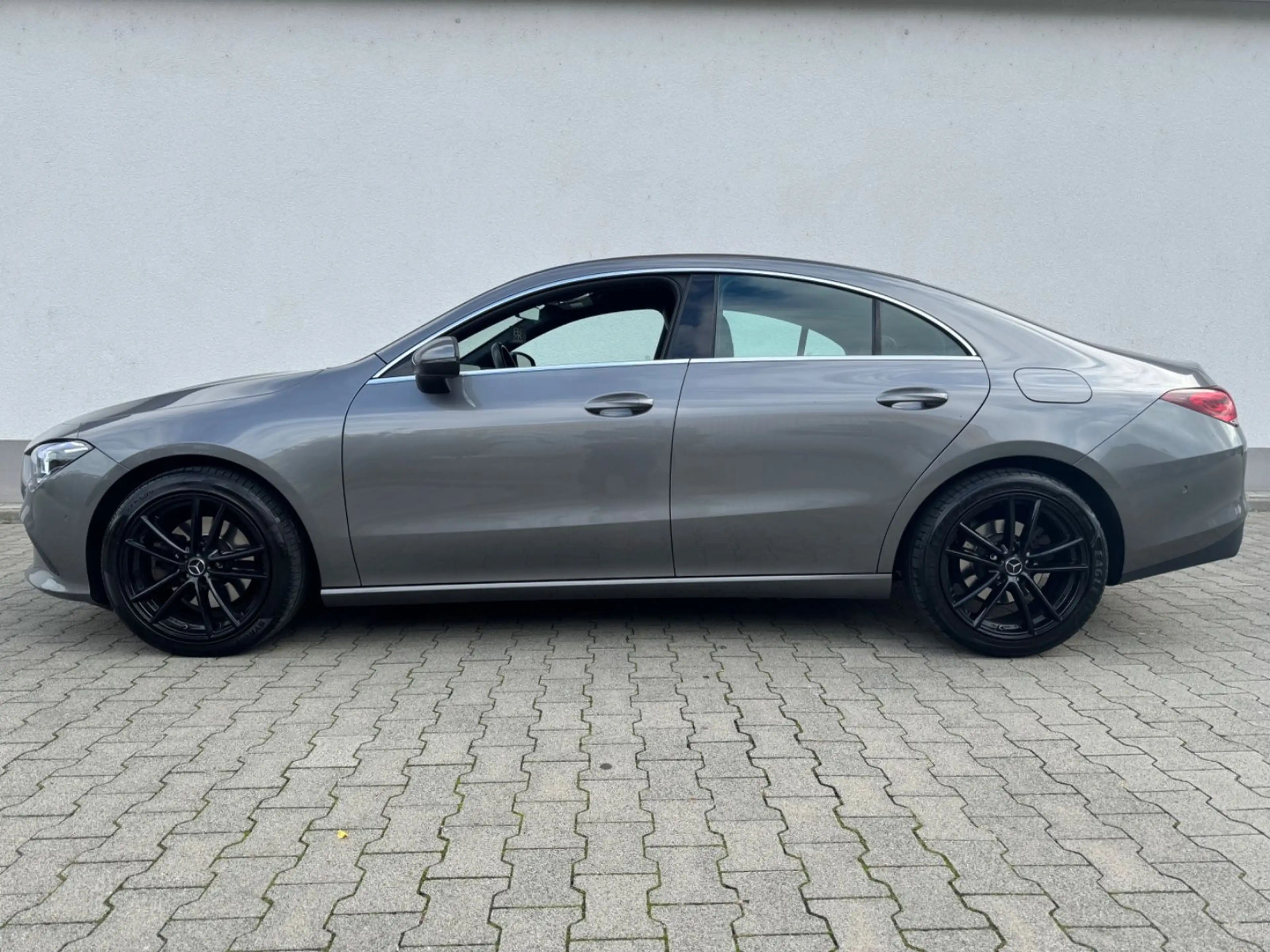 Mercedes-Benz CLA 220 d AUT.( LEDER/LED/NAVI /MBUX/18 ZOLL) — photo 2