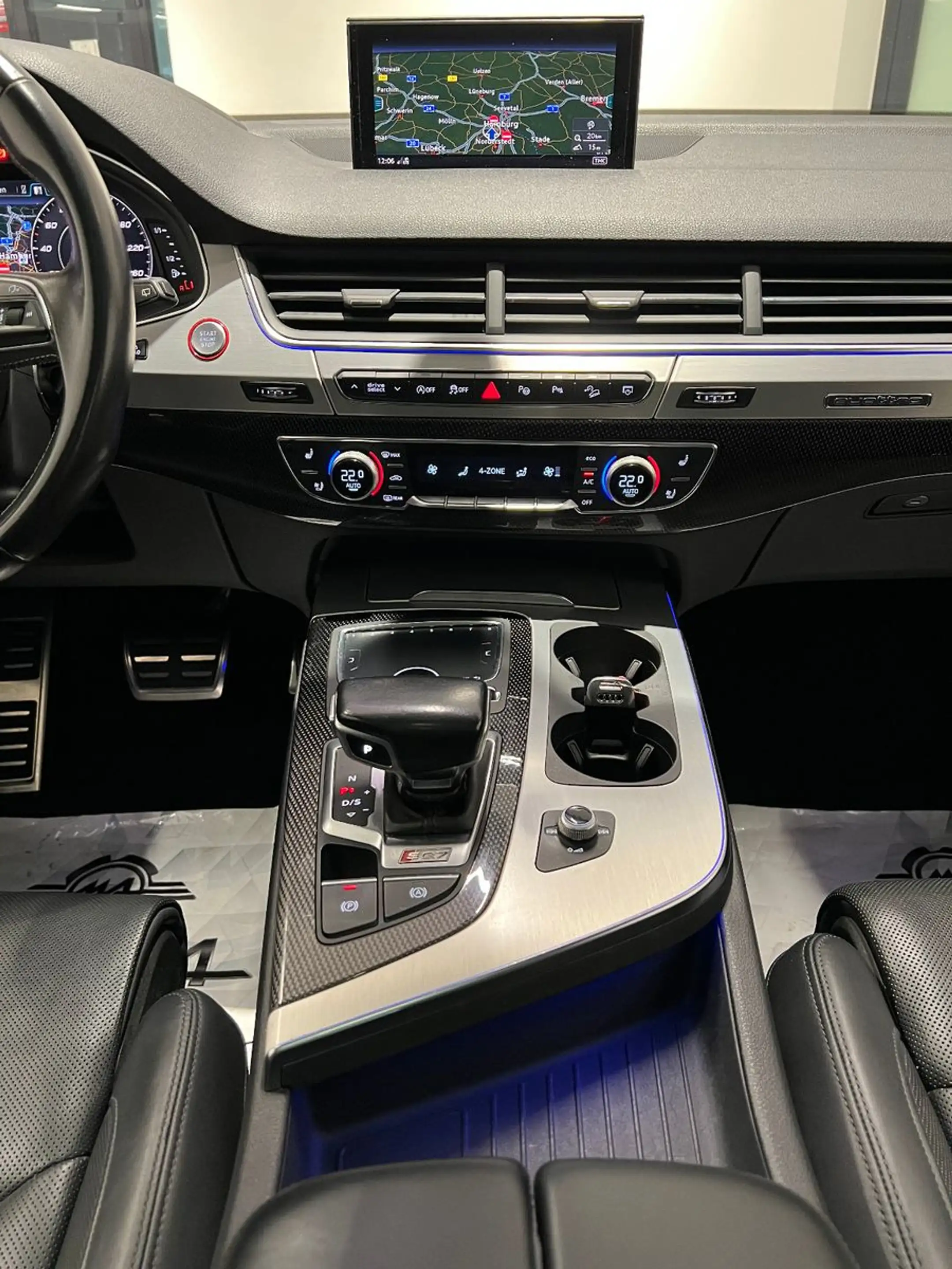 Audi SQ7 4.0|HUD|NIGHT|LUFT|MASSAGE|MEMORY|PANO|BOSE| — photo 6