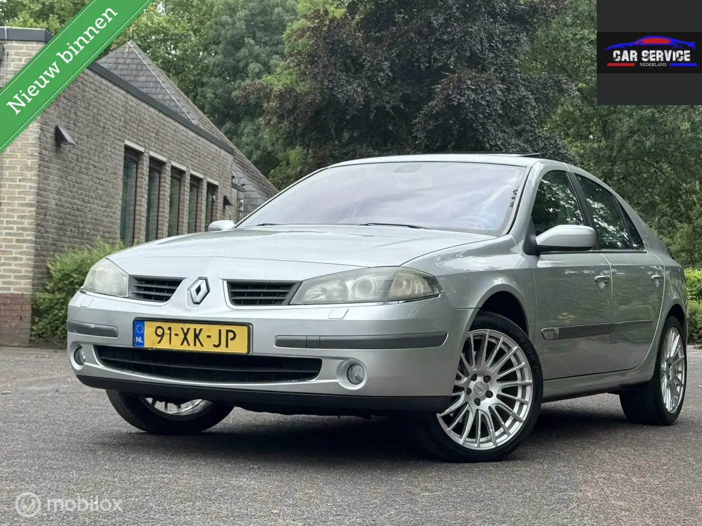 Renault Laguna 2.0-16V T Tech Line/LED/NAVI/XENON/NWE APK/NAP Gris - 1