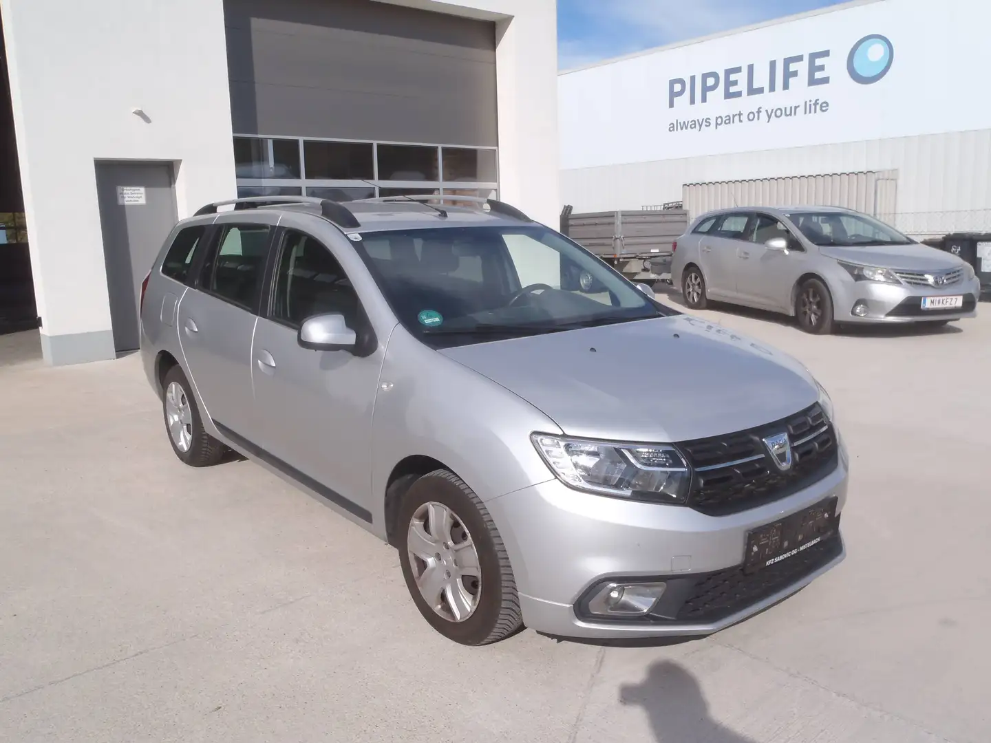 Dacia Logan Logan MCV Supreme dCi 90 Grau - 2
