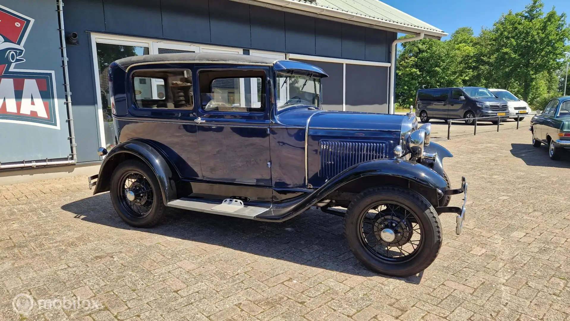 Ford Model A Tudor 1930 Bleu - 2