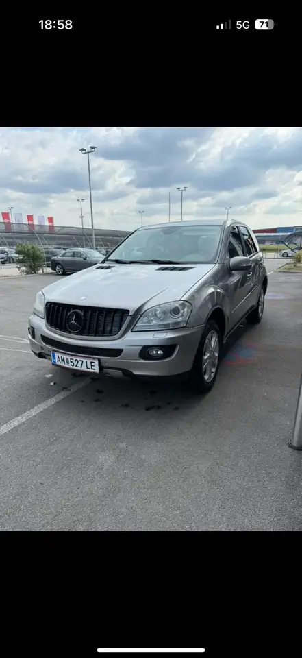 Mercedes-Benz ML 320