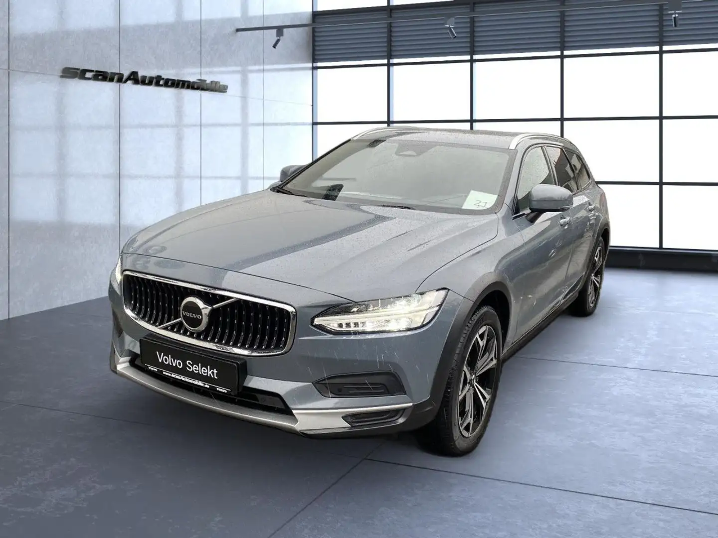Volvo V90 Cross Country Pro AWD Bluetooth Navi LED Klima Grijs - 2