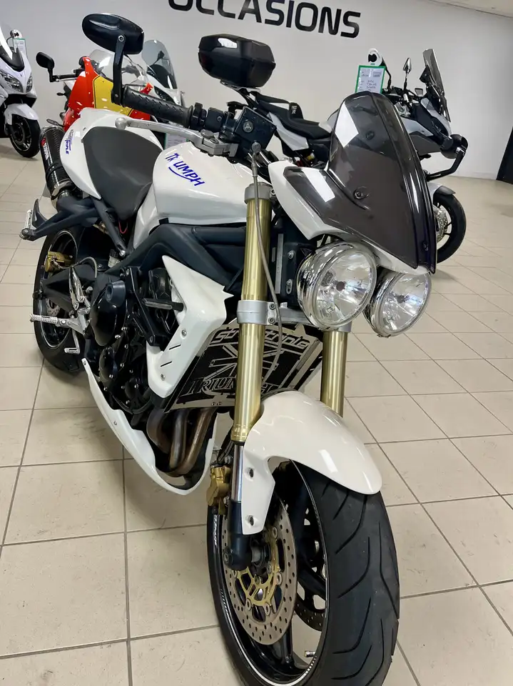 Triumph Street Triple 675