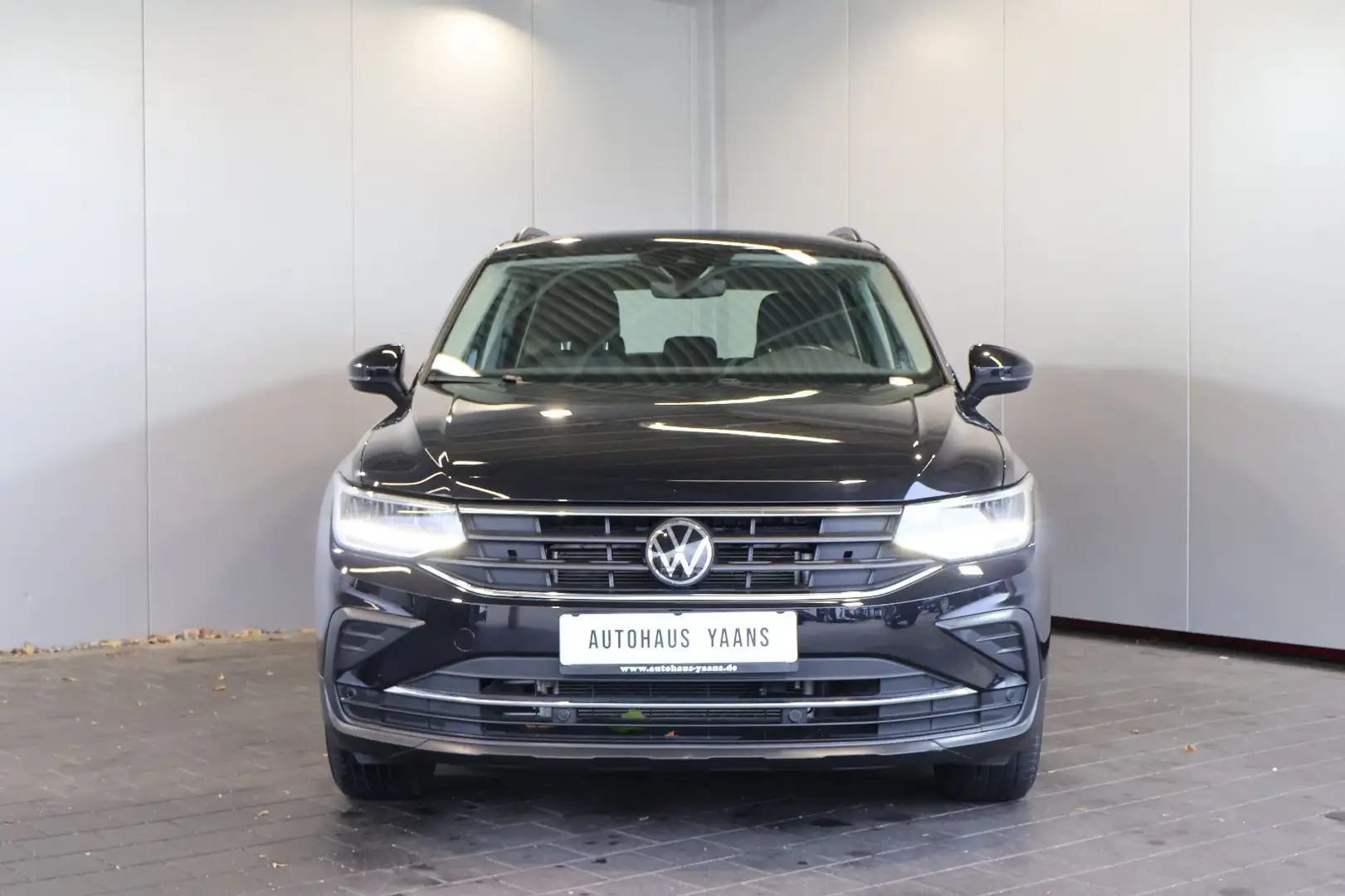 Volkswagen Tiguan 2.0 TDI Life ACC+KAM+LED+AHK Noir - 2
