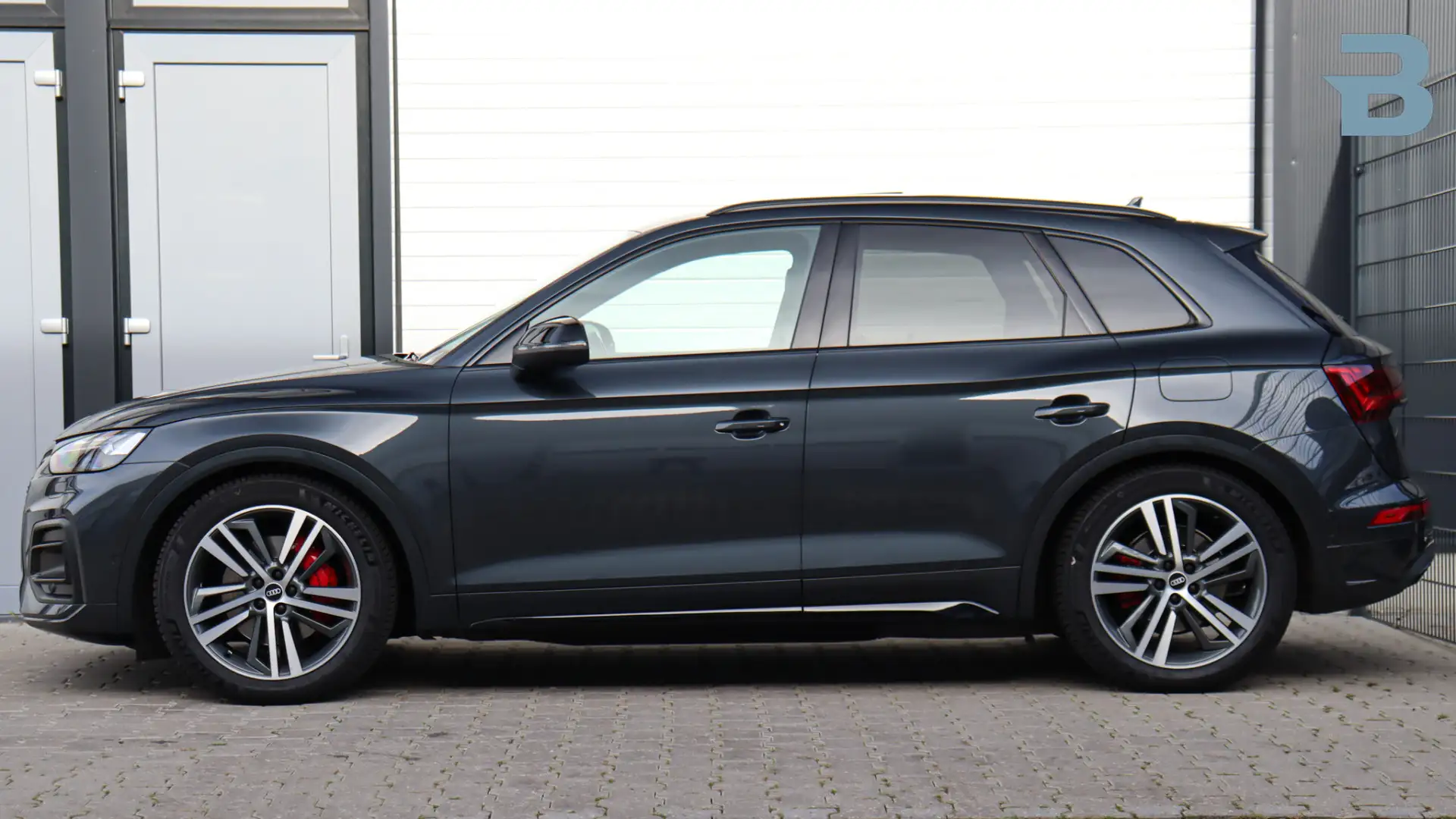 Audi Q5 50 TFSI e S edition | Massage | B&O | Panoramadak Gris - 2