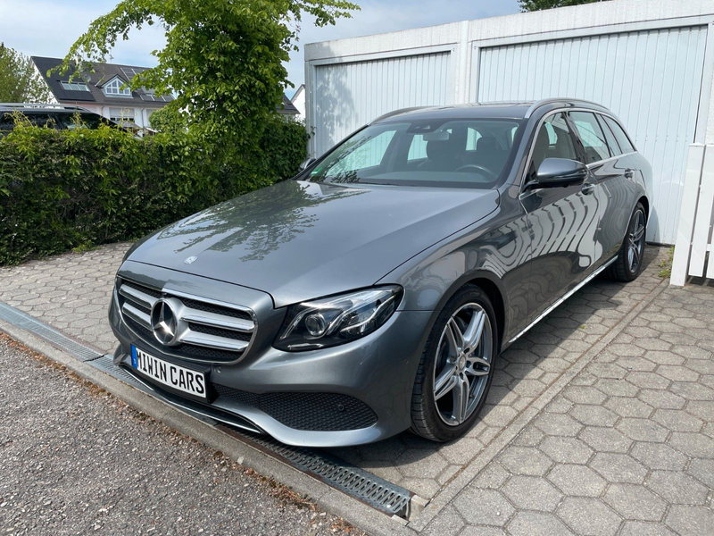Mercedes-Benz E 350 E350 d T AVANTGARDE Virtual AHK viele Extas — photo 3