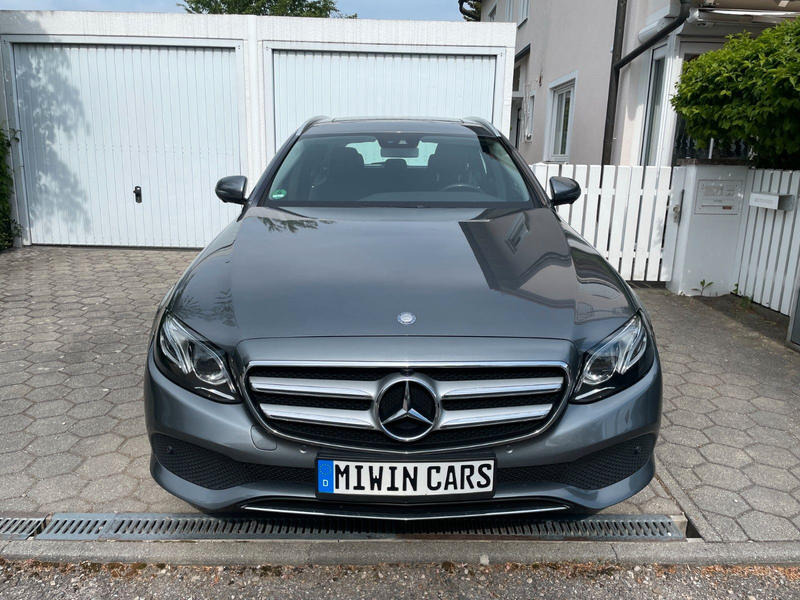 Mercedes-Benz E 350 E350 d T AVANTGARDE Virtual AHK viele Extas — photo 2