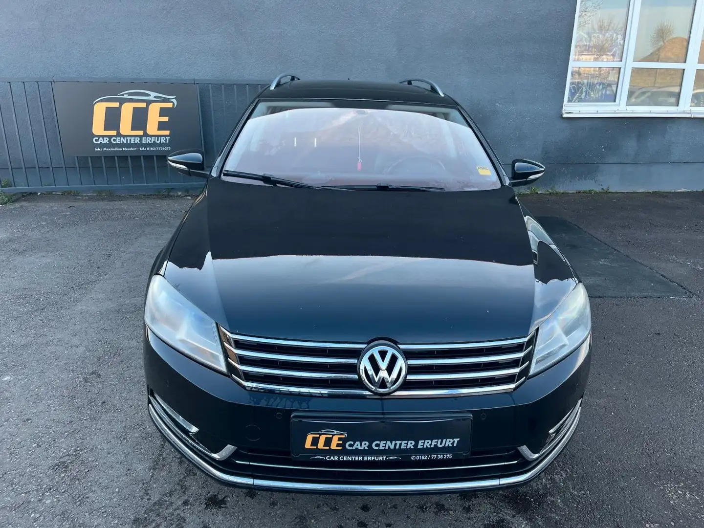 Volkswagen Passat Variant Highline DSG*AHK*Navi*RFK*DCC Černá - 2