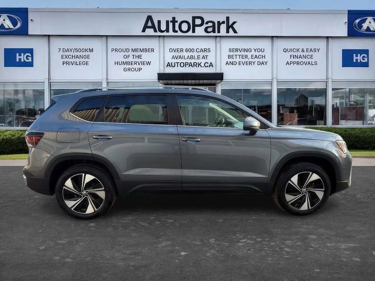 Volkswagen Taos photo Volkswagen Taos