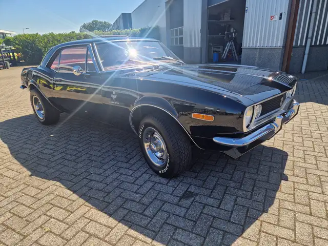 Chevrolet Camaro V8 coupe