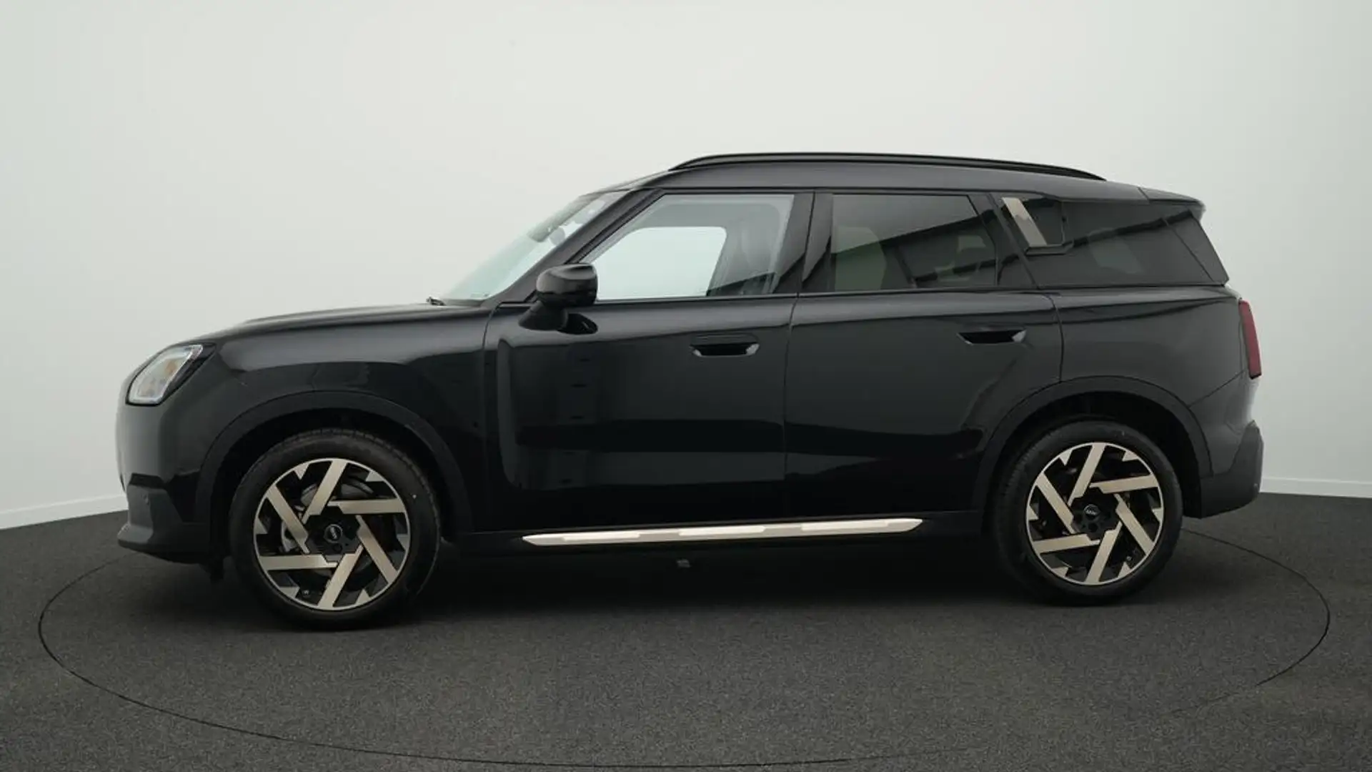 MINI Countryman C Favoured Trim Noir - 2
