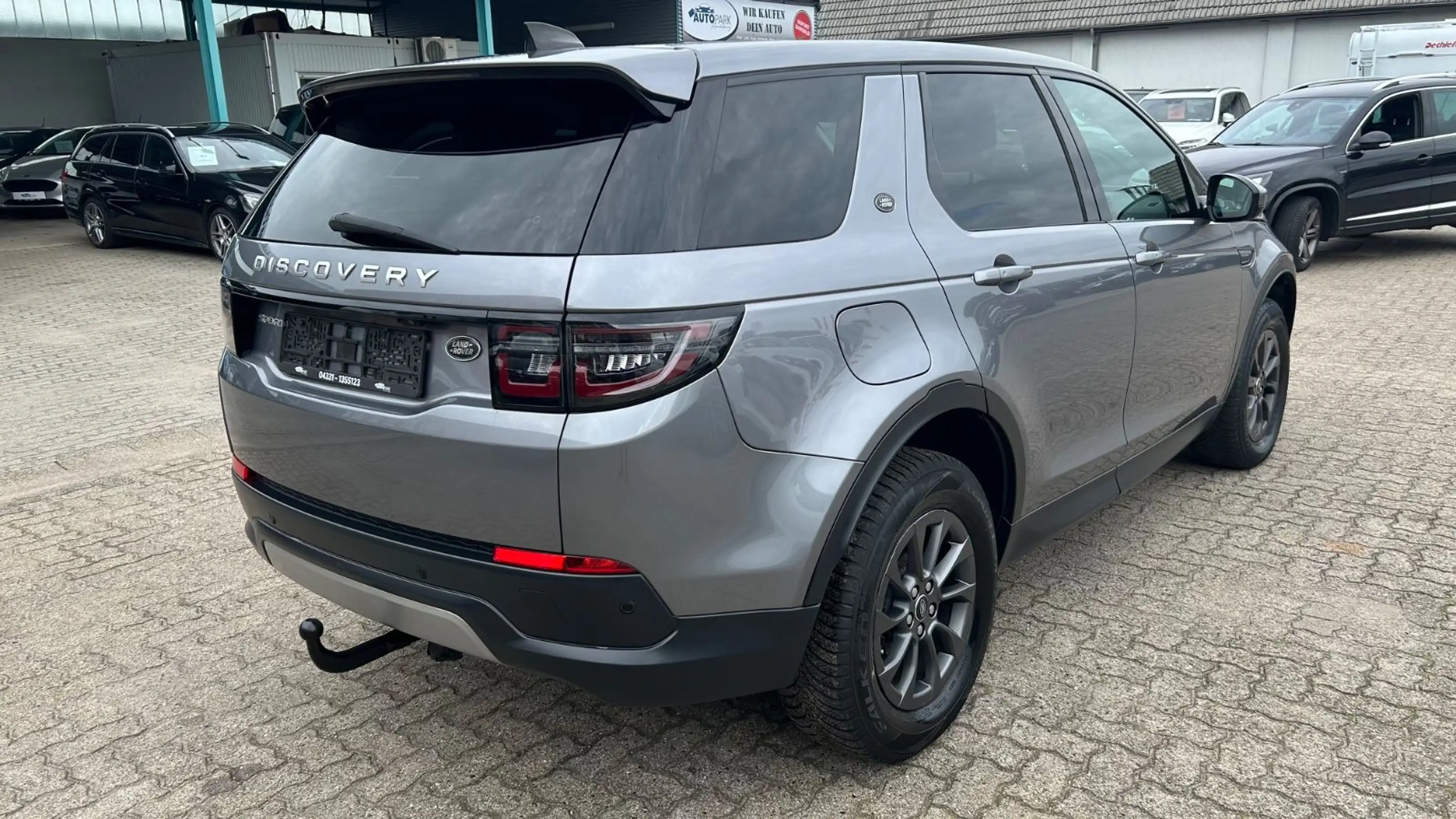 Land Rover Discovery Sport Basis AWD — photo 4