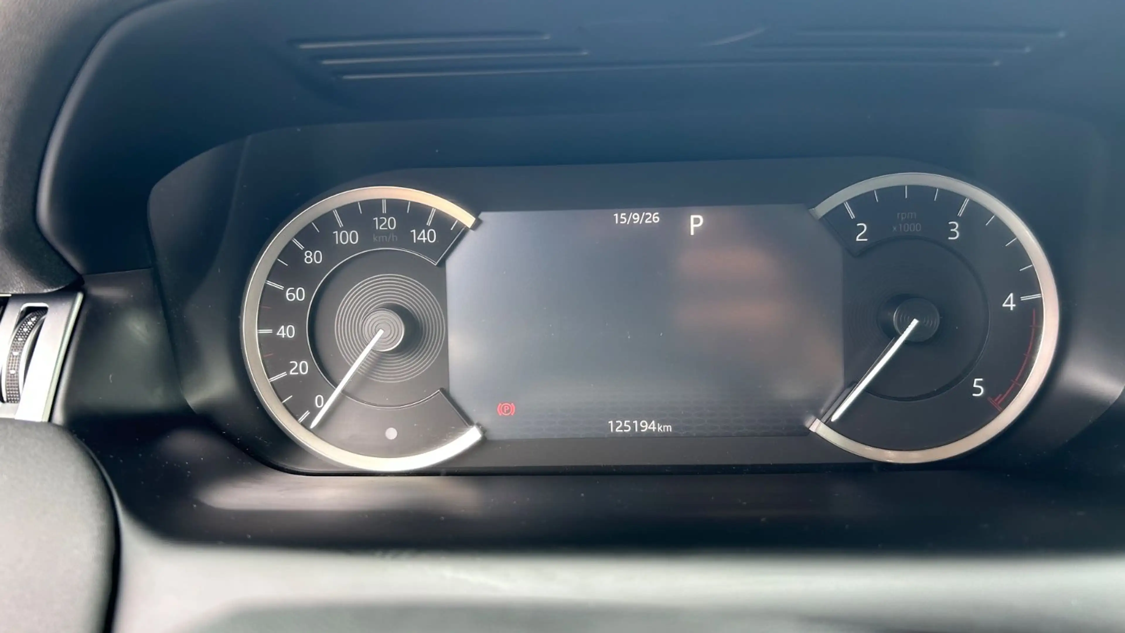 Land Rover Discovery Sport Basis AWD — photo 9