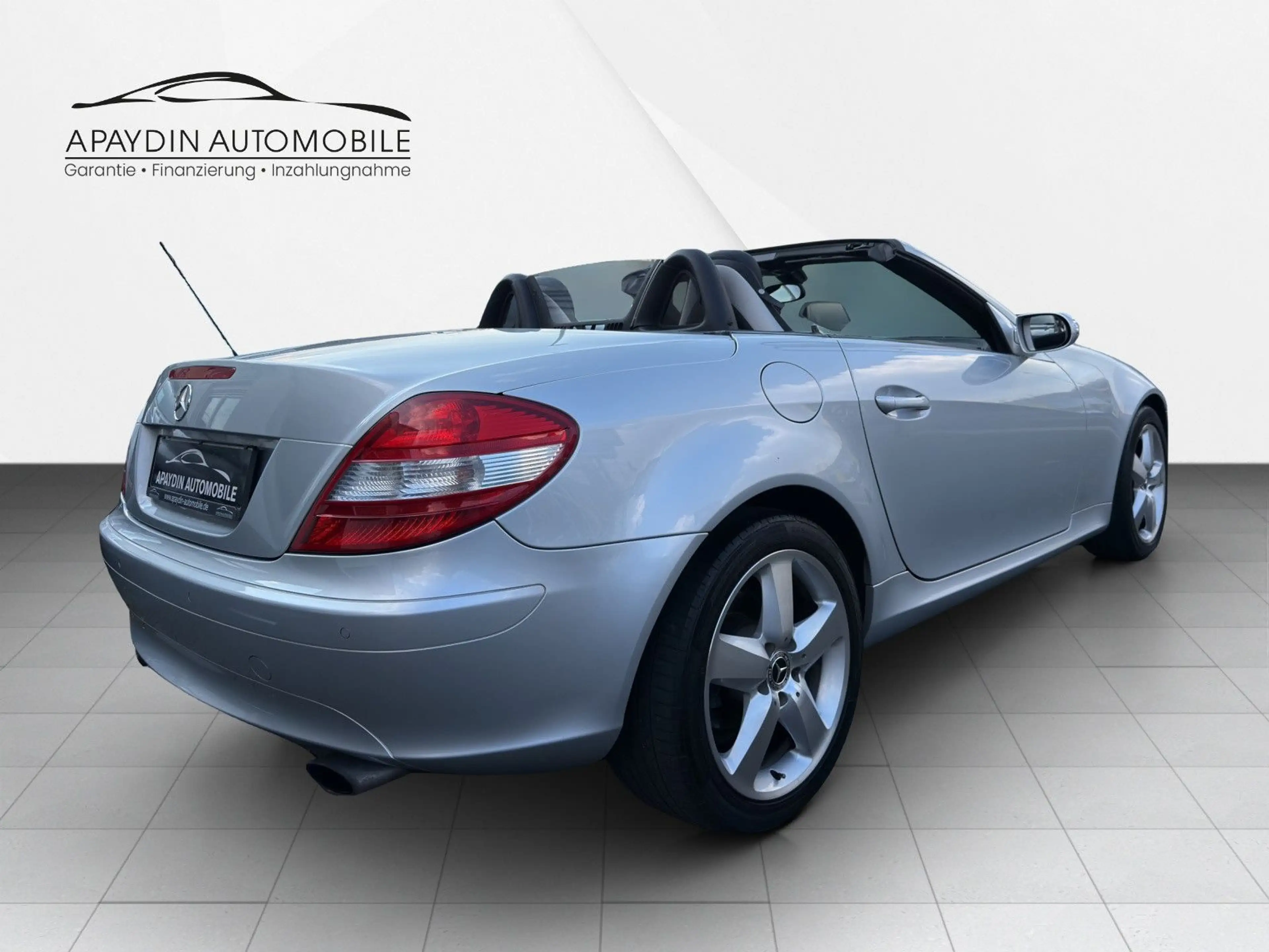 Mercedes-Benz SLK 200 Kompressor Roadstar AUTOMATIK/LEDER/PDC — photo 34