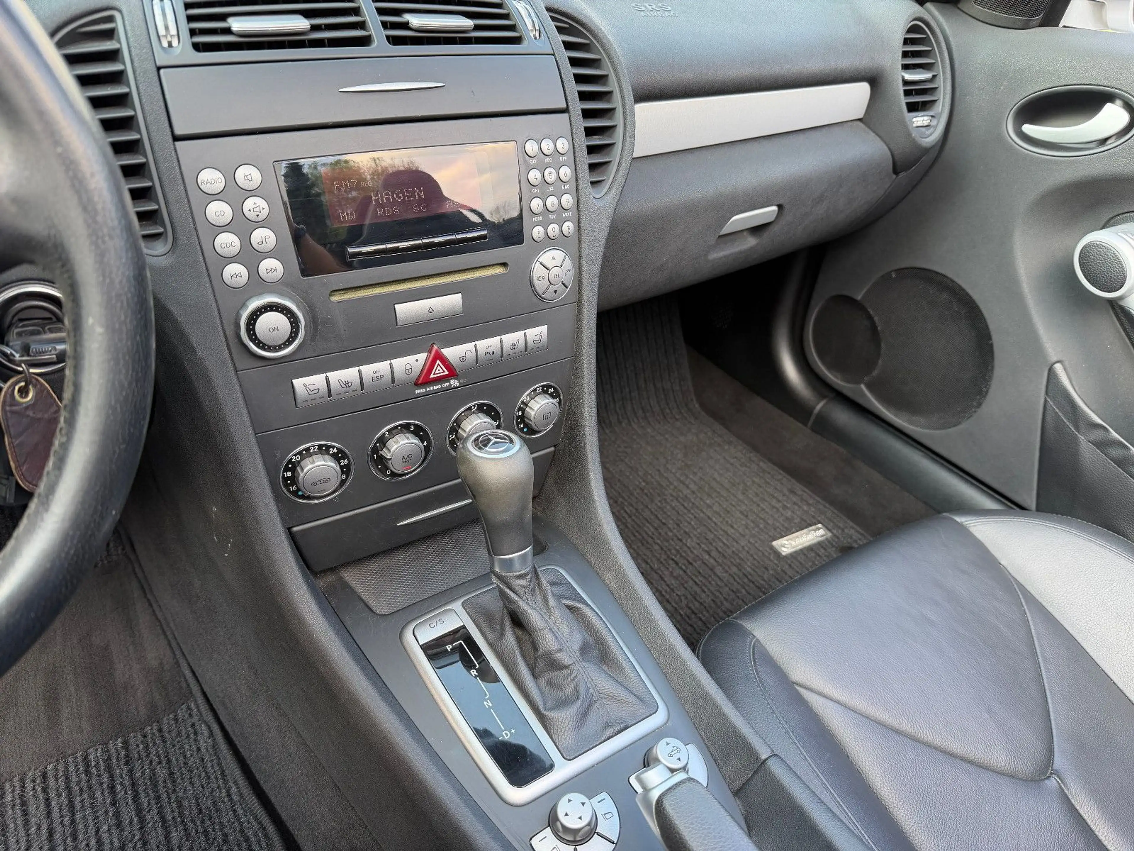 Mercedes-Benz SLK 200 Kompressor Roadstar AUTOMATIK/LEDER/PDC — photo 27