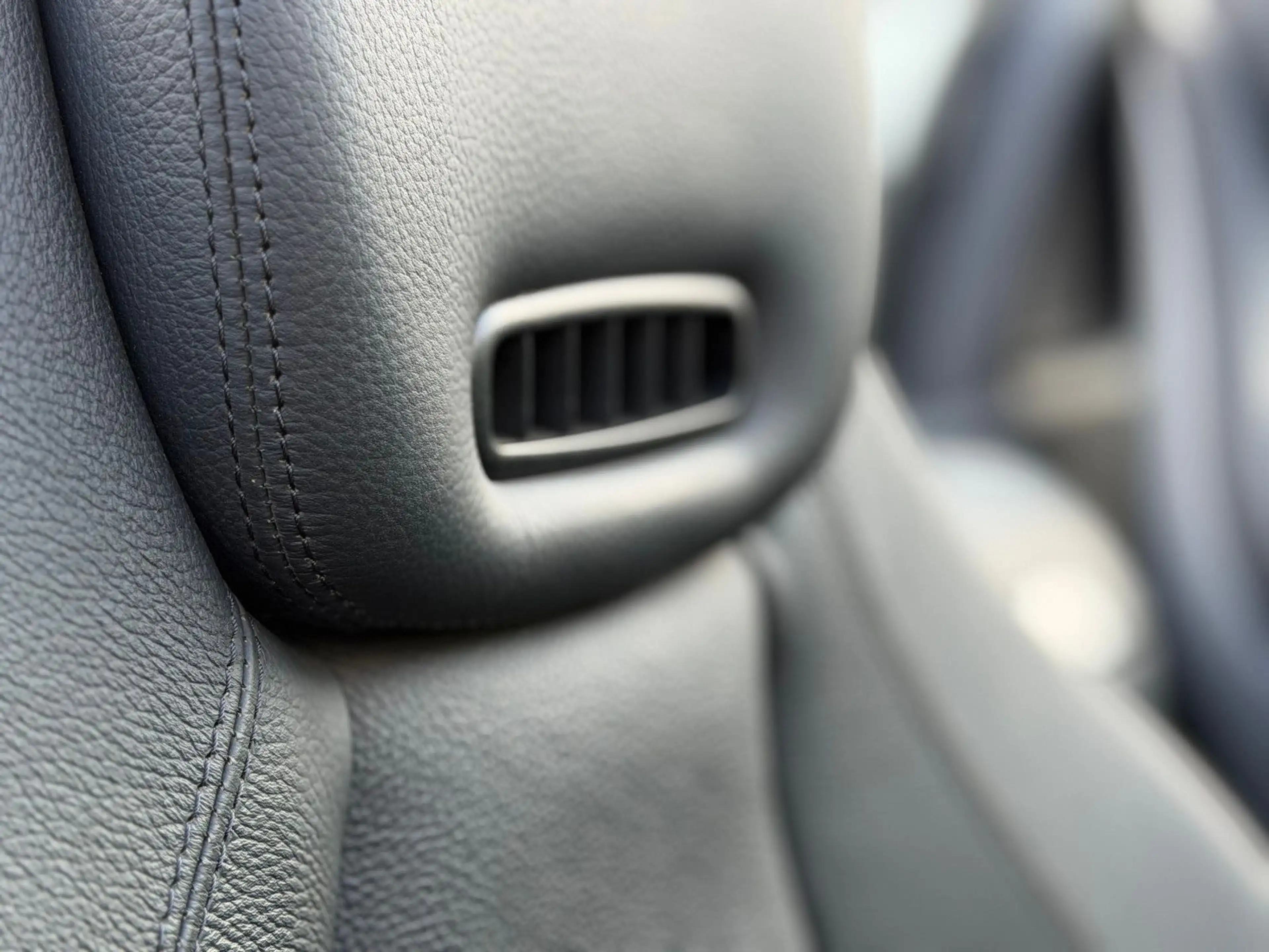 Mercedes-Benz SLK 200 Kompressor Roadstar AUTOMATIK/LEDER/PDC — photo 30