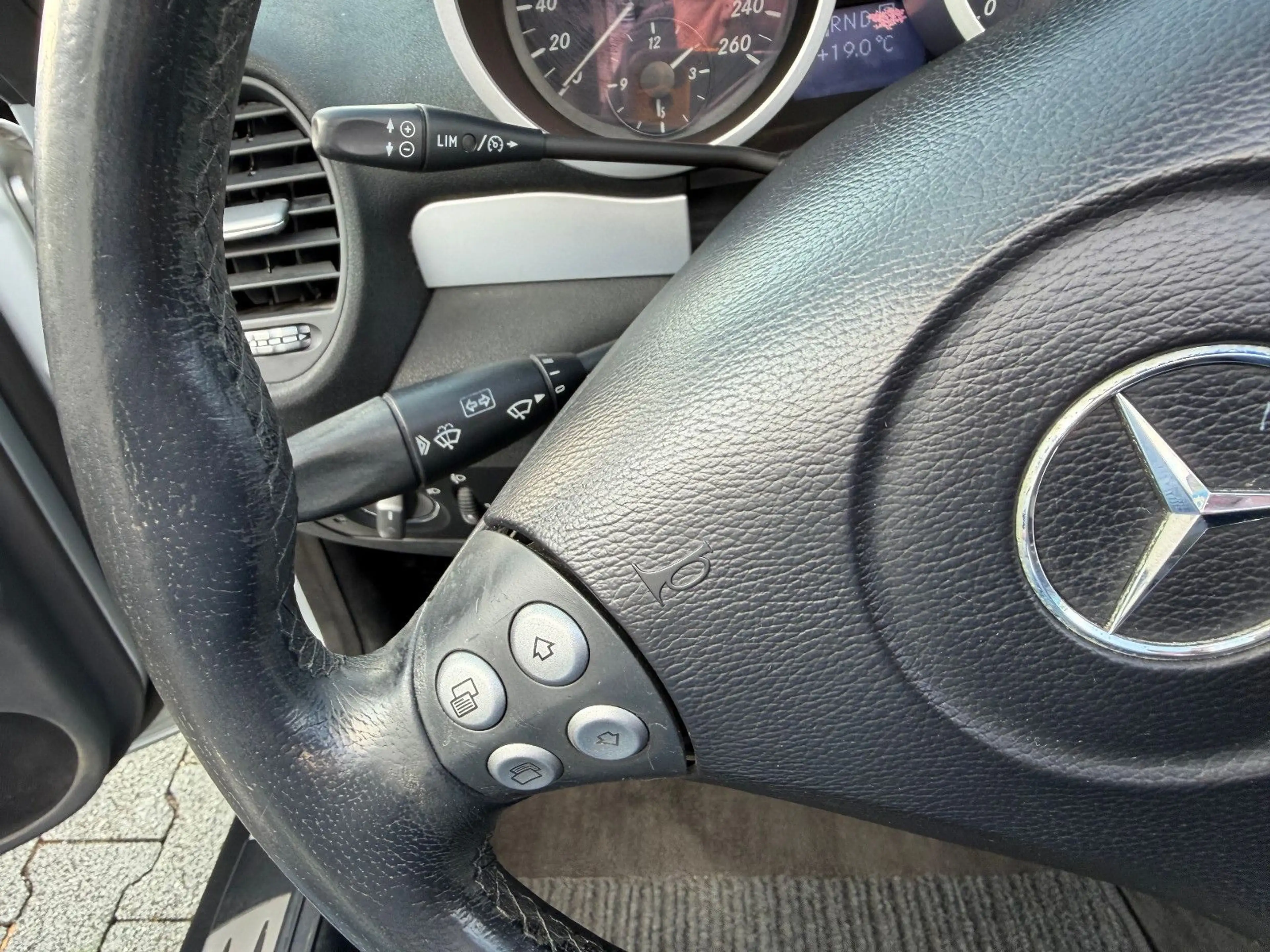 Mercedes-Benz SLK 200 Kompressor Roadstar AUTOMATIK/LEDER/PDC — photo 22