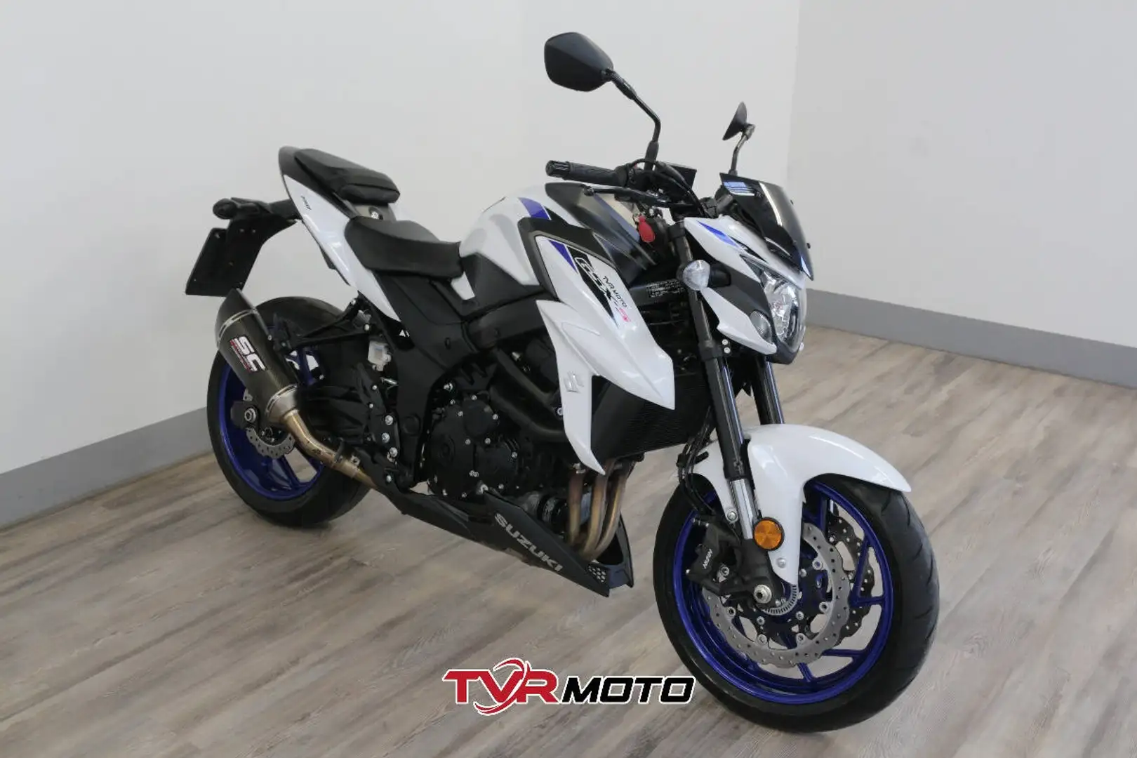 Suzuki GSX-S 750 750 Yugen Carbon Abs Blanco - 1