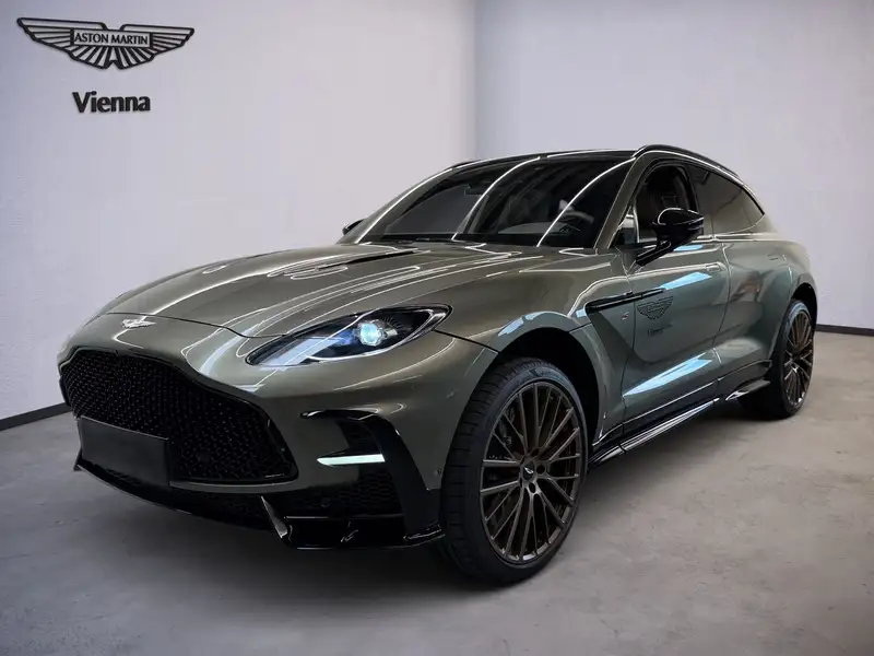 ASTON MARTIN Dbx