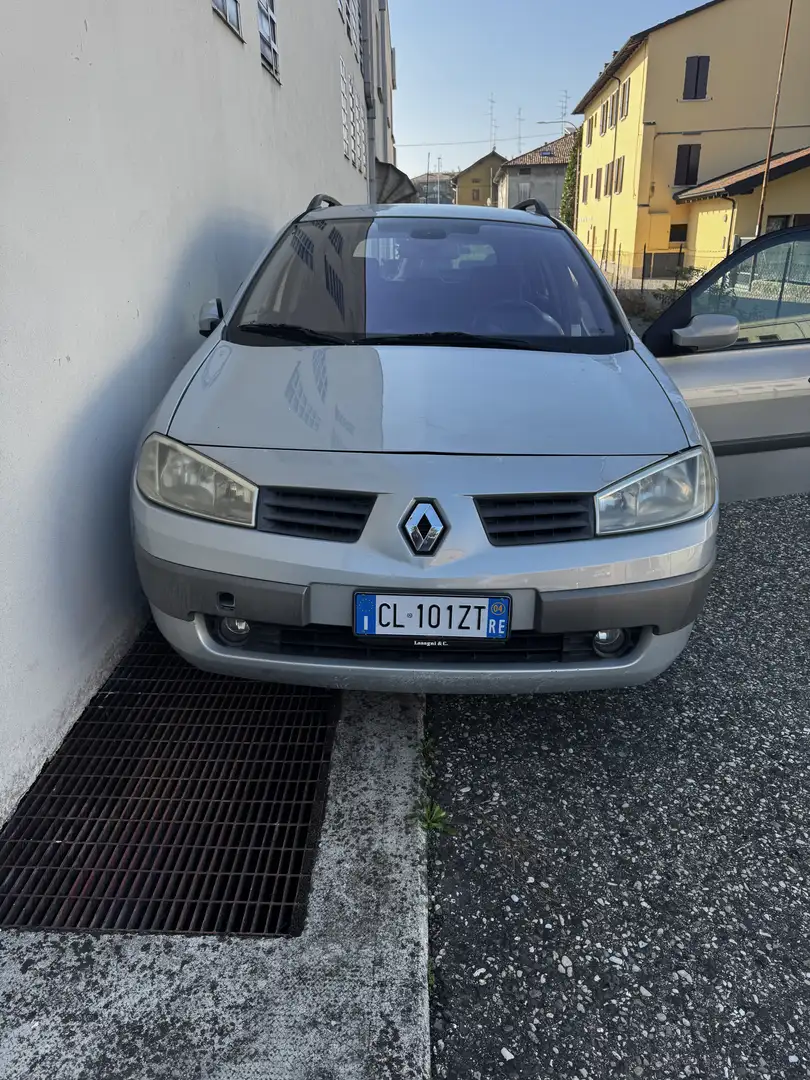 Renault Megane Grandtour 1.5 dci Luxe Dynamique 100cv - 1