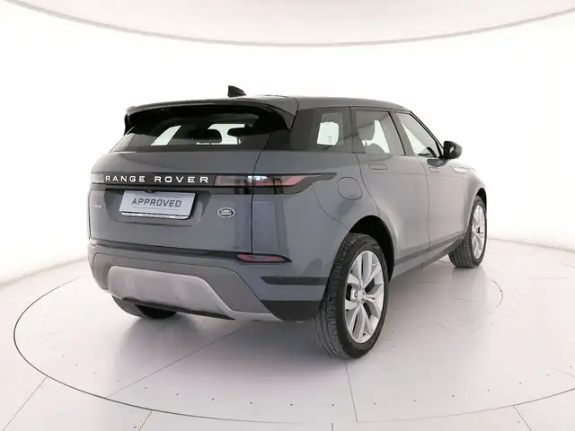 Land Rover Range Rover Evoque view 2