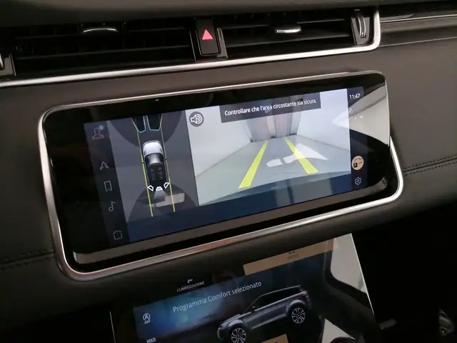 Land Rover Range Rover Evoque view 19