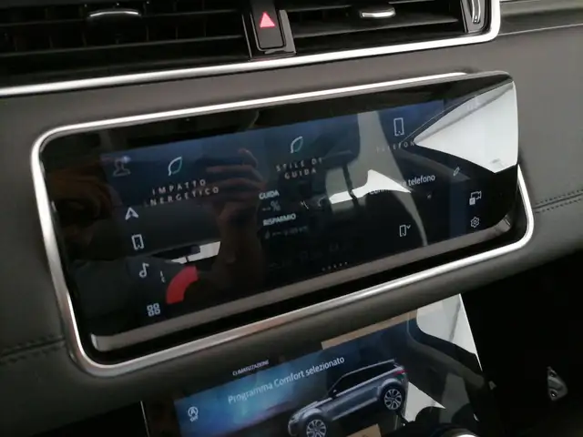 Land Rover Range Rover Evoque view 22