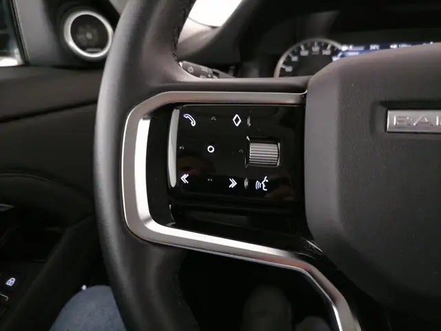 Land Rover Range Rover Evoque view 27