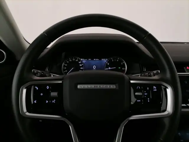 Land Rover Range Rover Evoque view 26