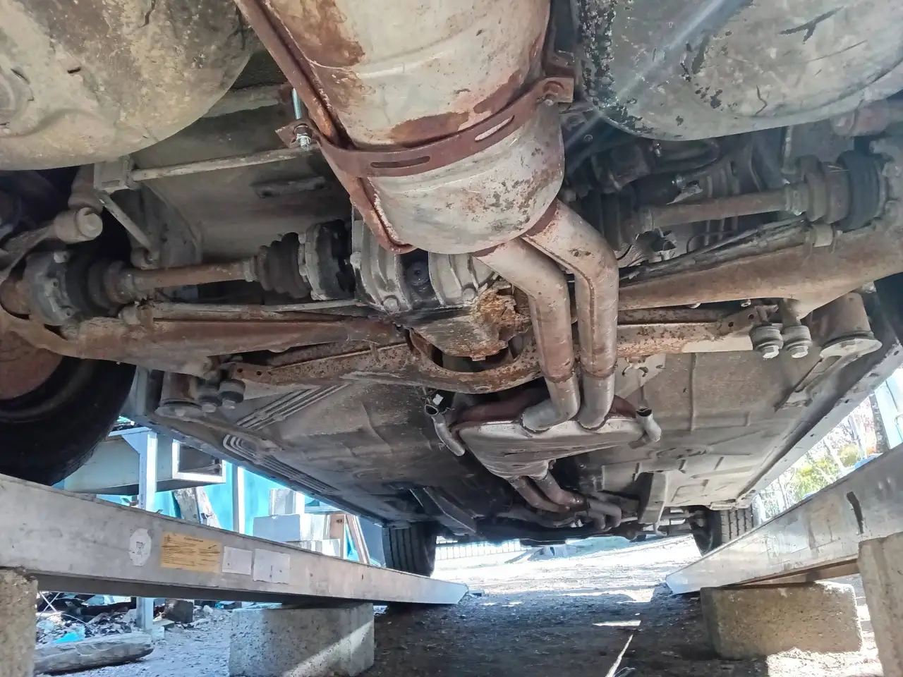 BMW 528i 2.8, foto 8