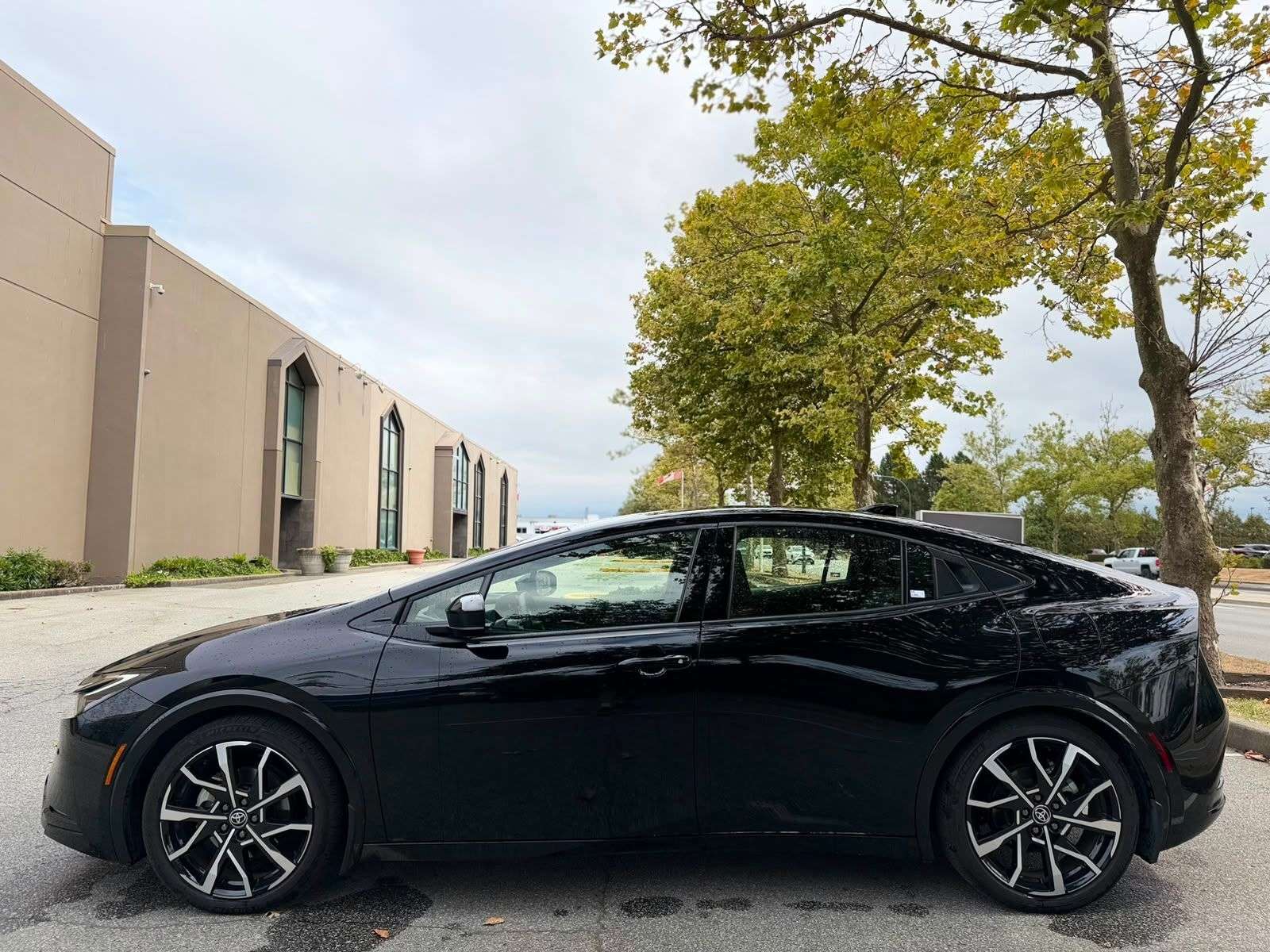 2026 Toyota Prius XSE PHEV | NAVIGATION | HEATED SEATS & STEERING | — снимка 1