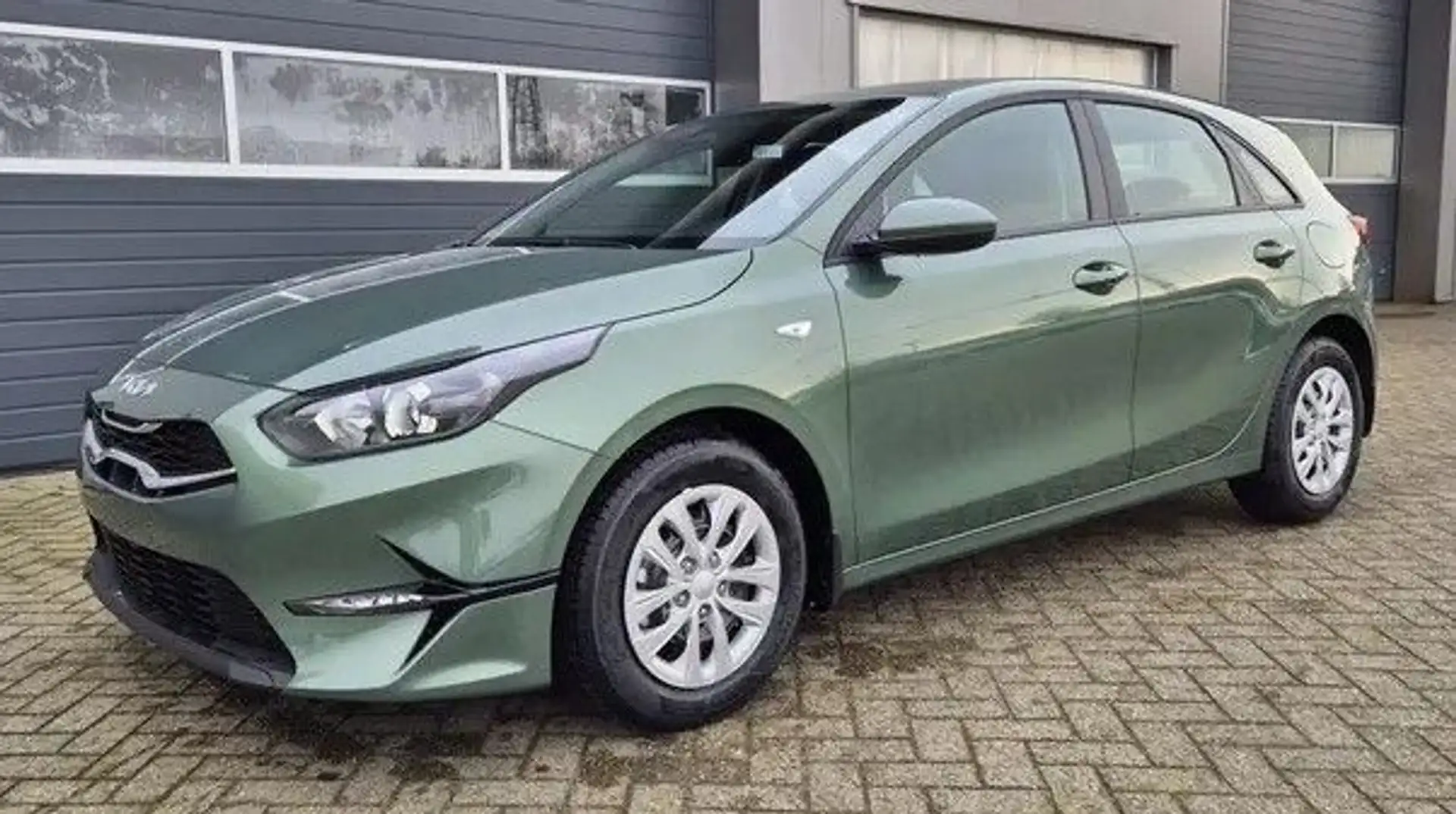 Kia cee'd Ceed 1.5 T-GDI DCT Klimaaut. Navi Shzg.Kam - 1