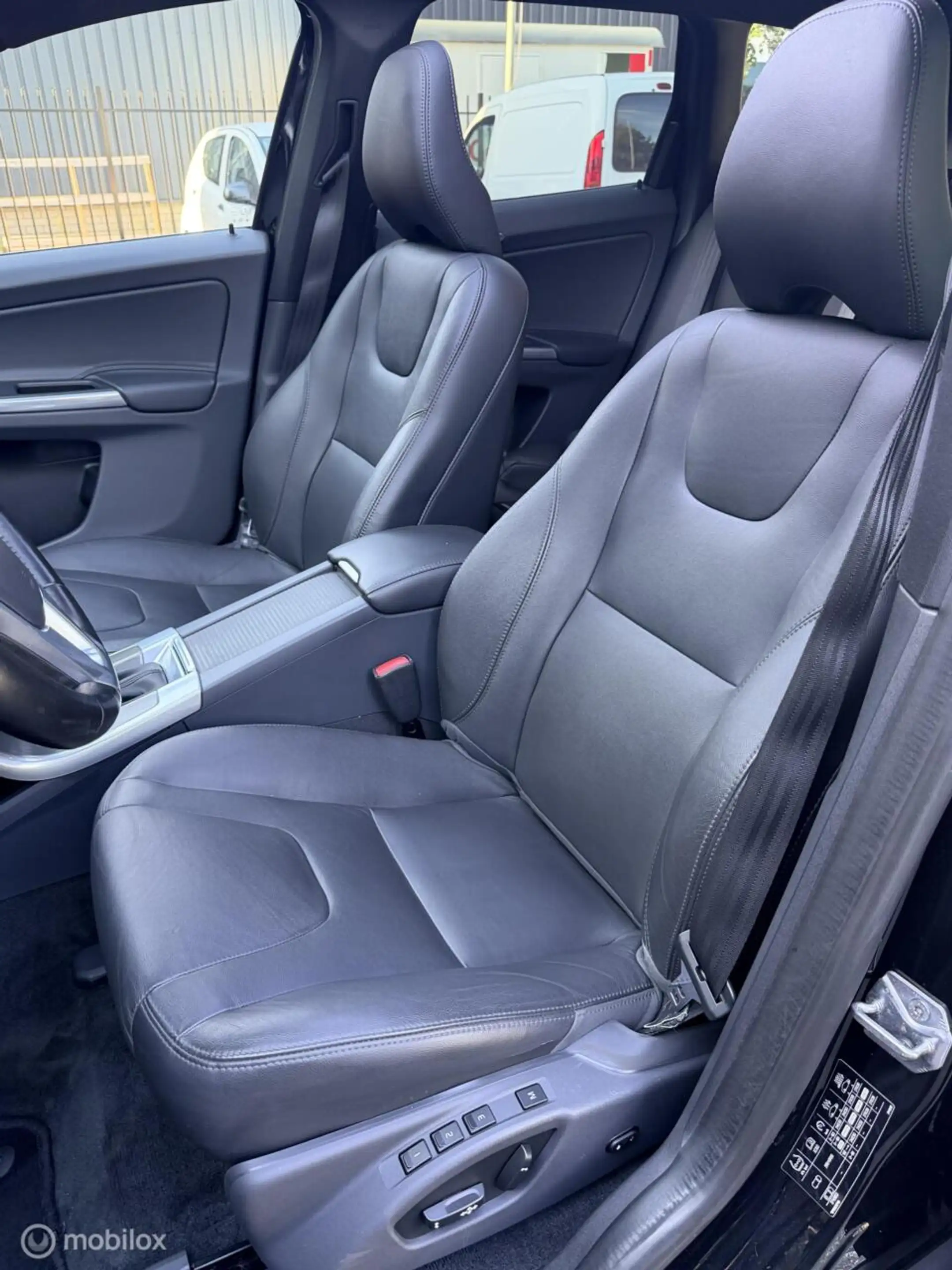 Volvo XC60 3.0 T6 Summum|Panoramadak|ACC|BLIS|Trekhaak|Harman — photo 13