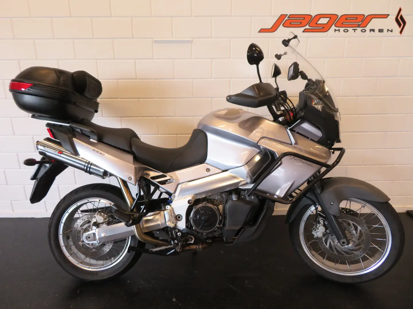 Aprilia ETV 1000 CAPONORD RALLY EDITION! Plateado - 1